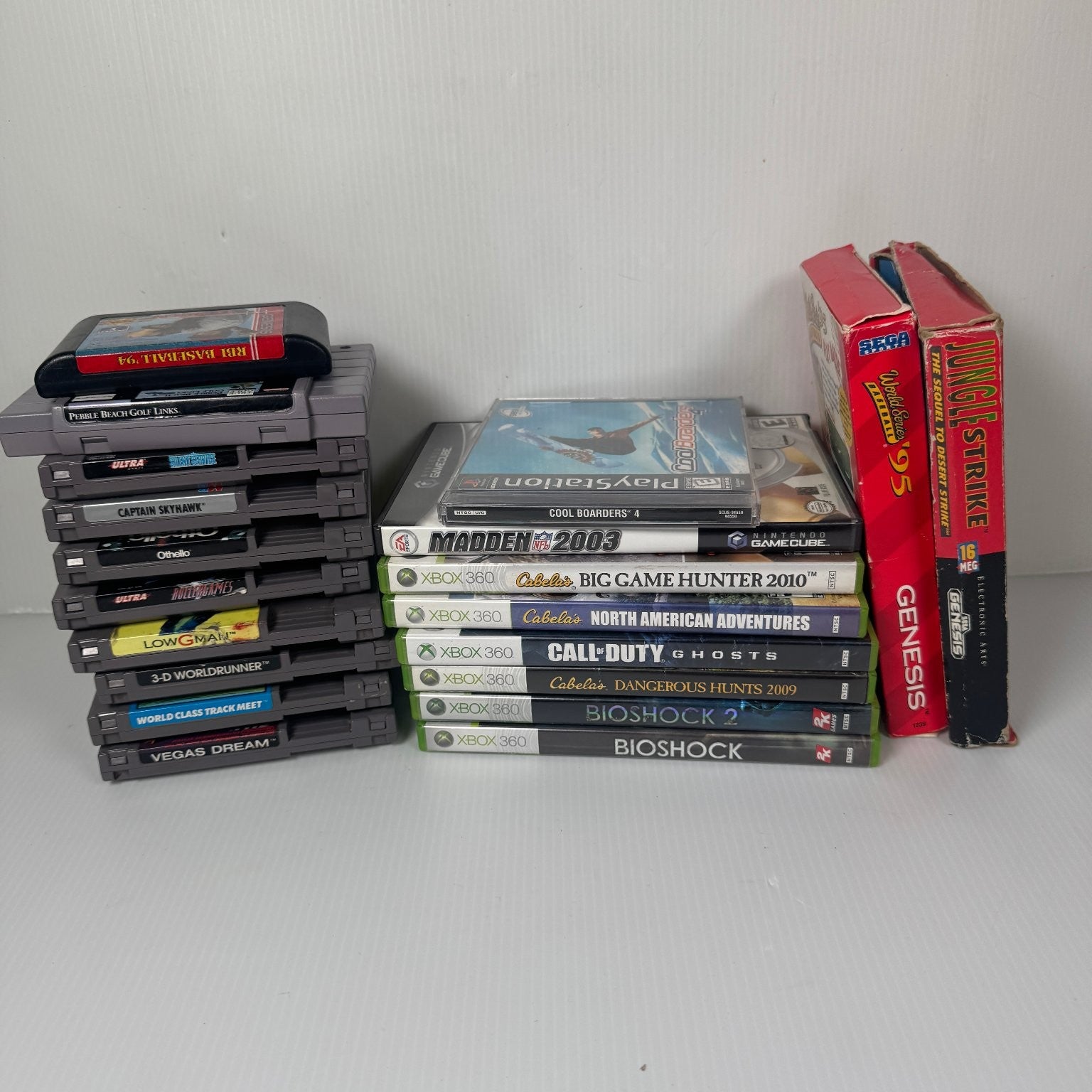 Mixed Lot of 20 Retro Games NES, Genesis, Xbox 360 & More Bioshock, Cabela's