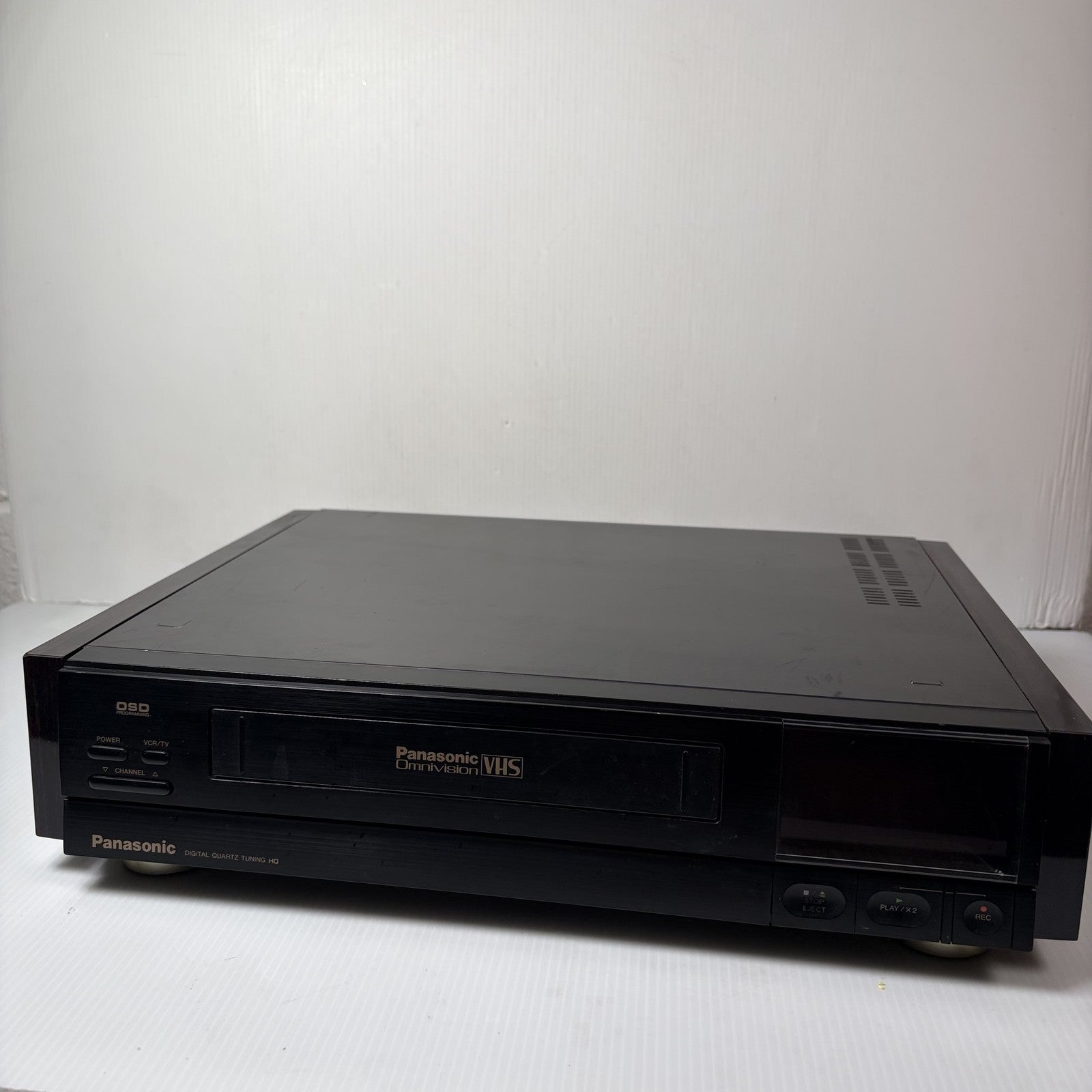 Panasonic PV-2900 Omnivision VHS VCR Player Wood Panel (Tracking Issues As Is)