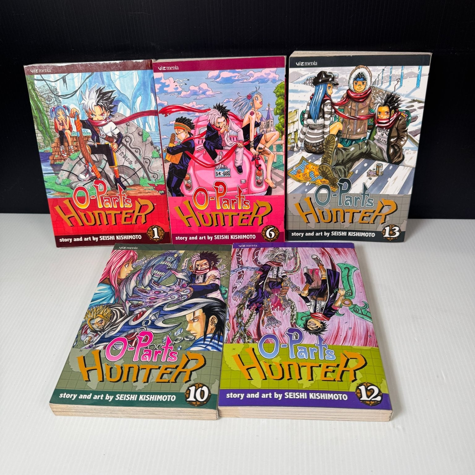 O-Parts Hunter Manga Book Lot of 5 Issues #1 6 10 12 13 Viz Media