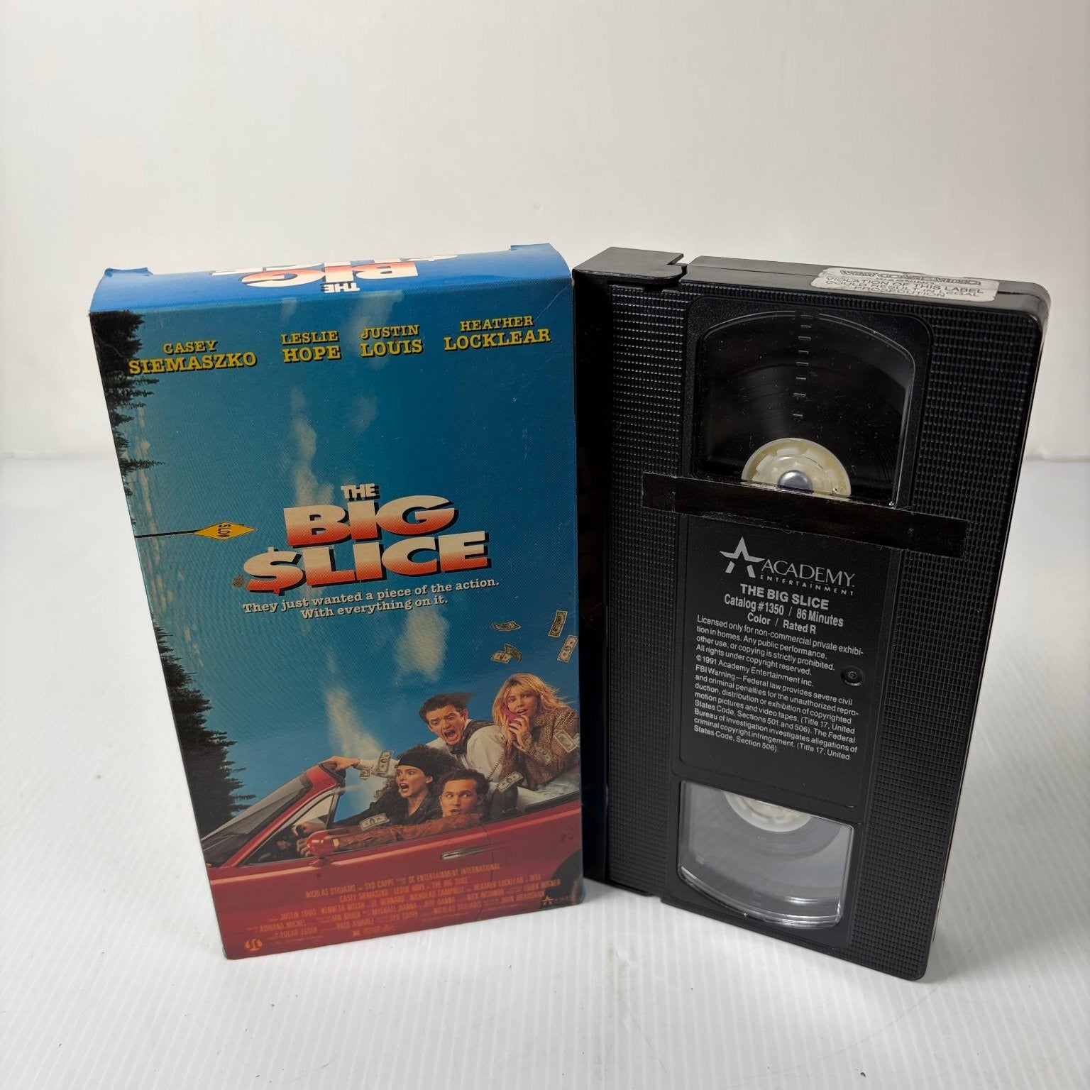 The Big Slice VHS 1991 Comedy Crime Heather Locklear Academy Entertainment