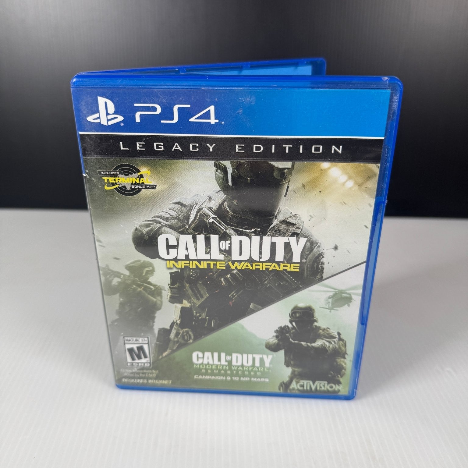 Call of Duty Infinite Warfare Legacy Edition PS4 Video Game Complete