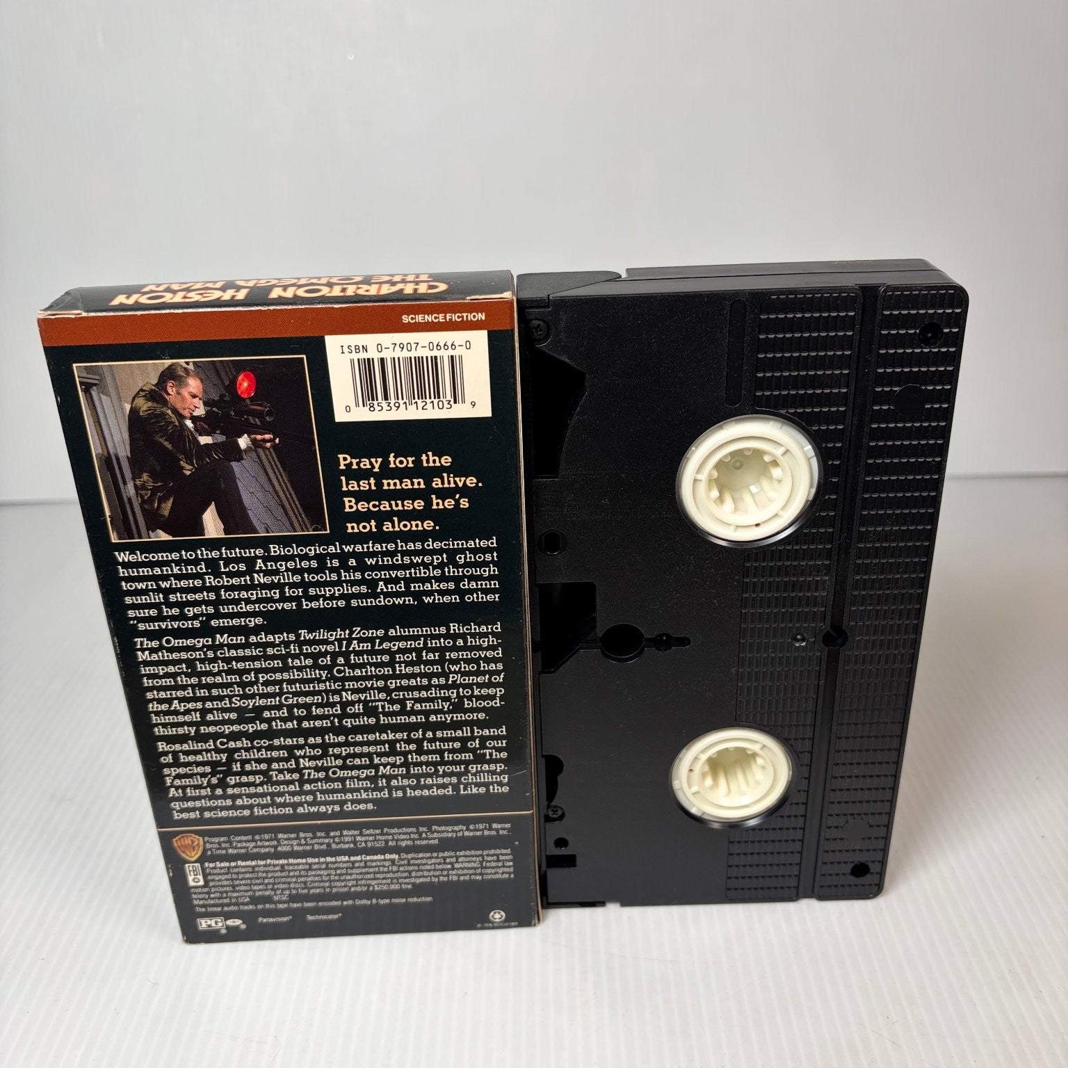 The Omega Man VHS 1971 Sci-Fi Horror Charlton Heston Warner Bros PG