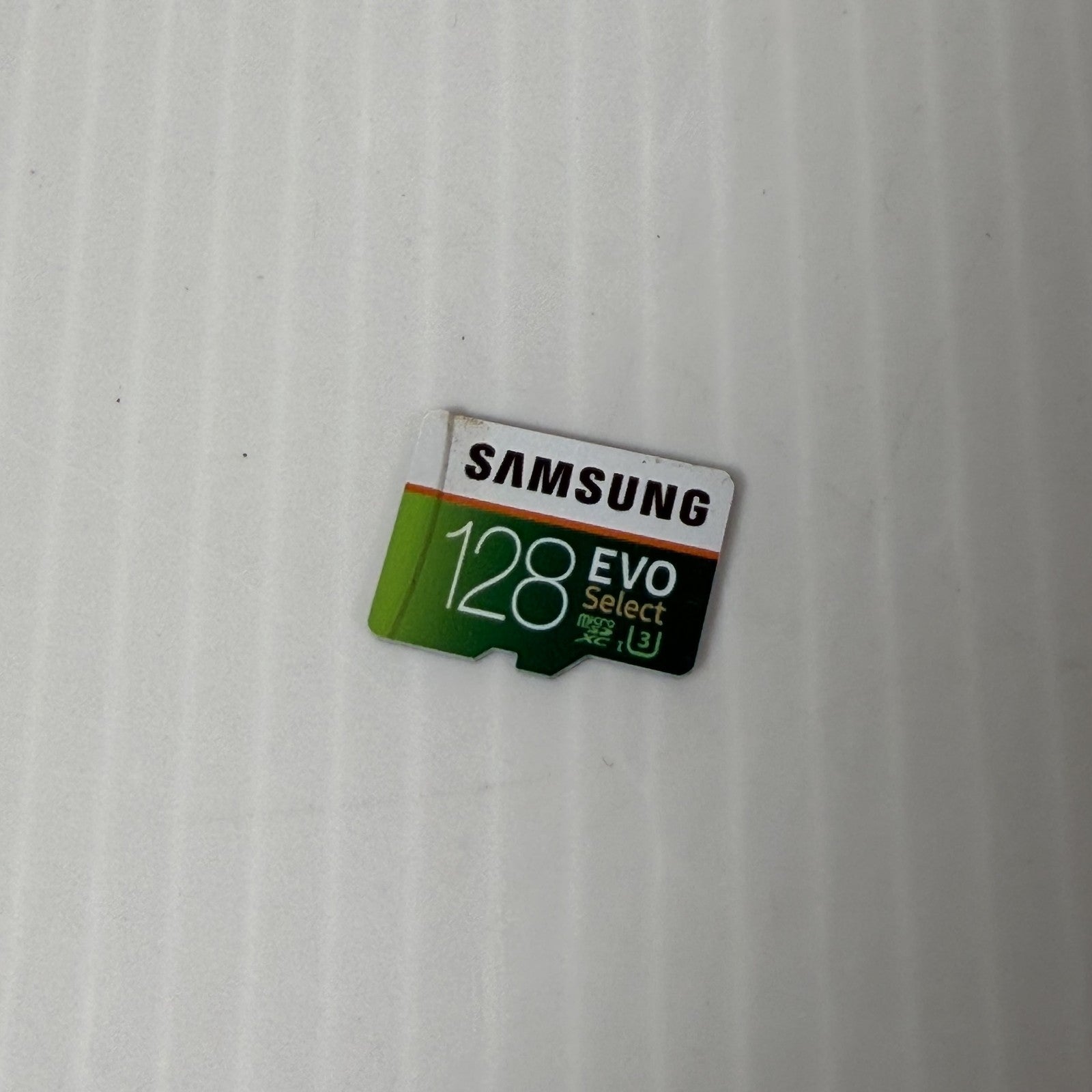 Samsung EVO Select 128GB MicroSDXC UHS-I U3 Memory Card for Gaming & Devices