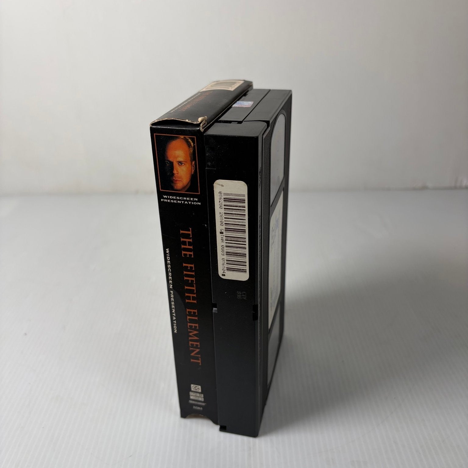 Fifth Element VHS 1997 Sci-Fi Widescreen Columbia TriStar Home Video