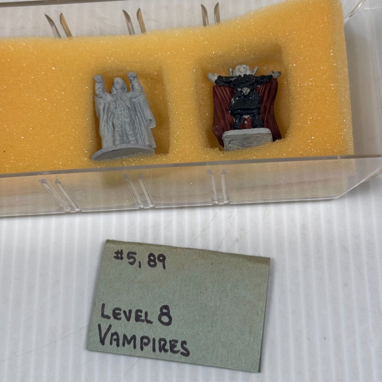 Dungeons & Dragons Set of 2 Vampires Ral Partha & Other Brand Lead Miniatures