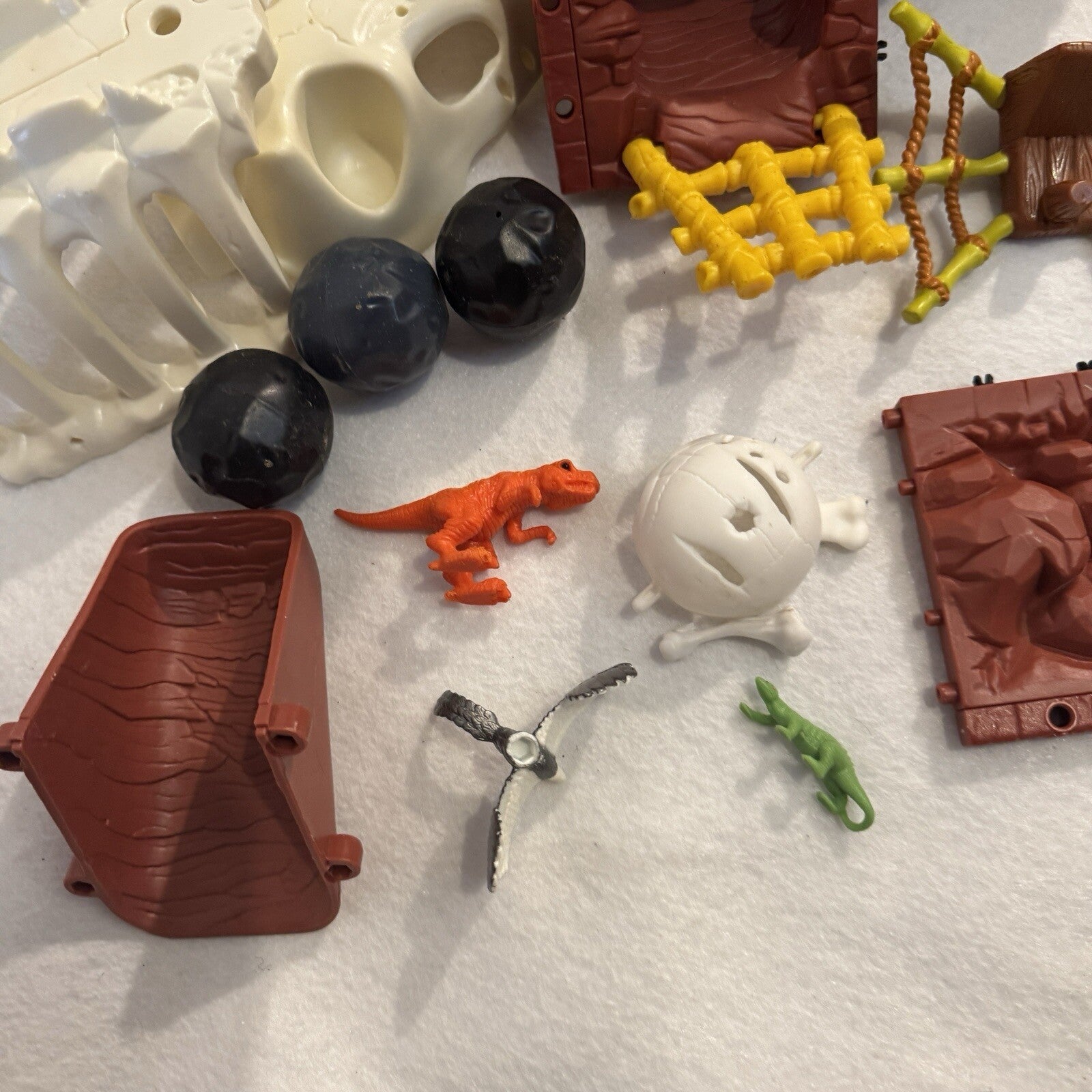 Imaginext T-Rex Mountain H5341 Fisher Price Dinosaur Set AS IS Incomplete Parts