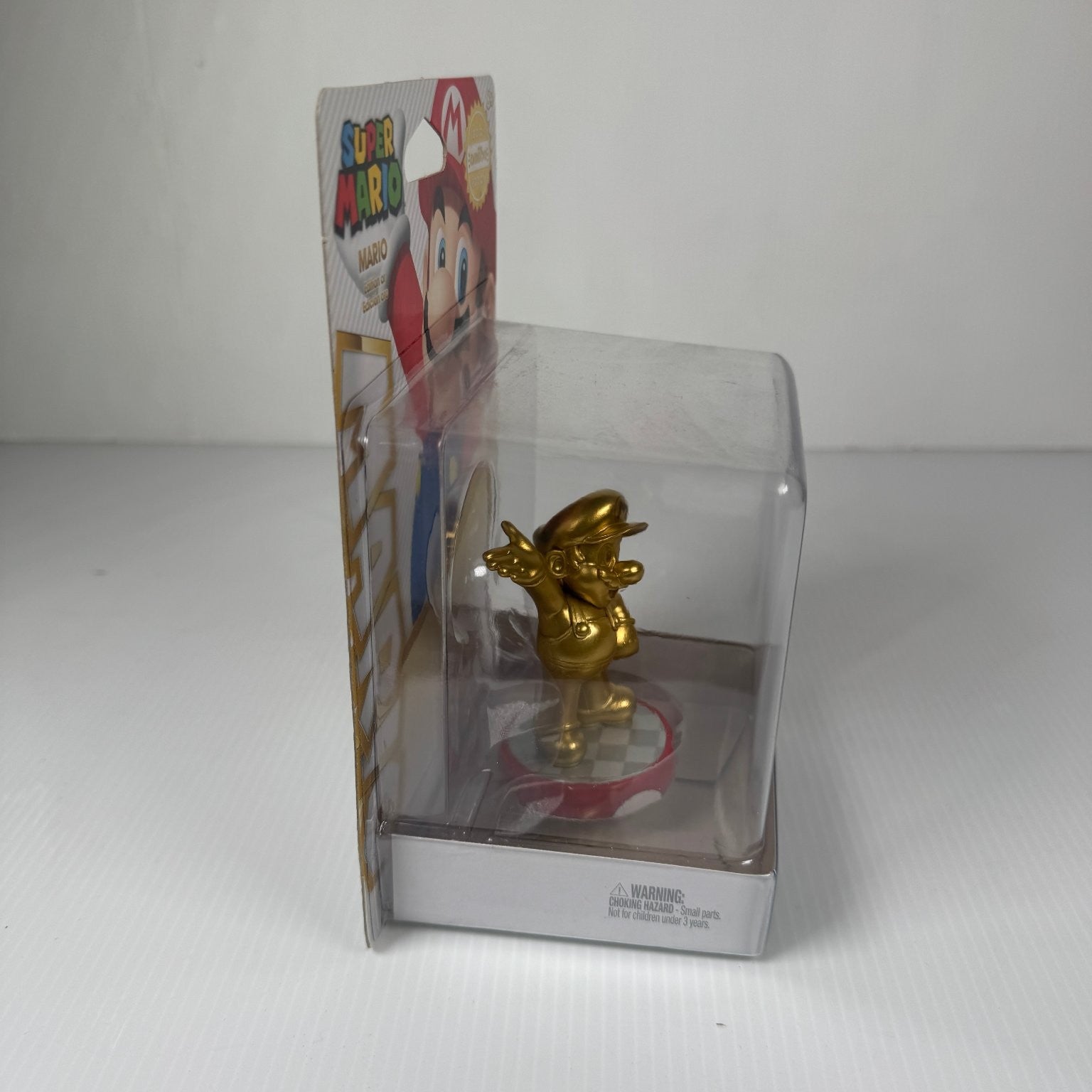 Nintendo Super Mario Gold Edition Mario Amiibo Figure Compatible with Switch Wii