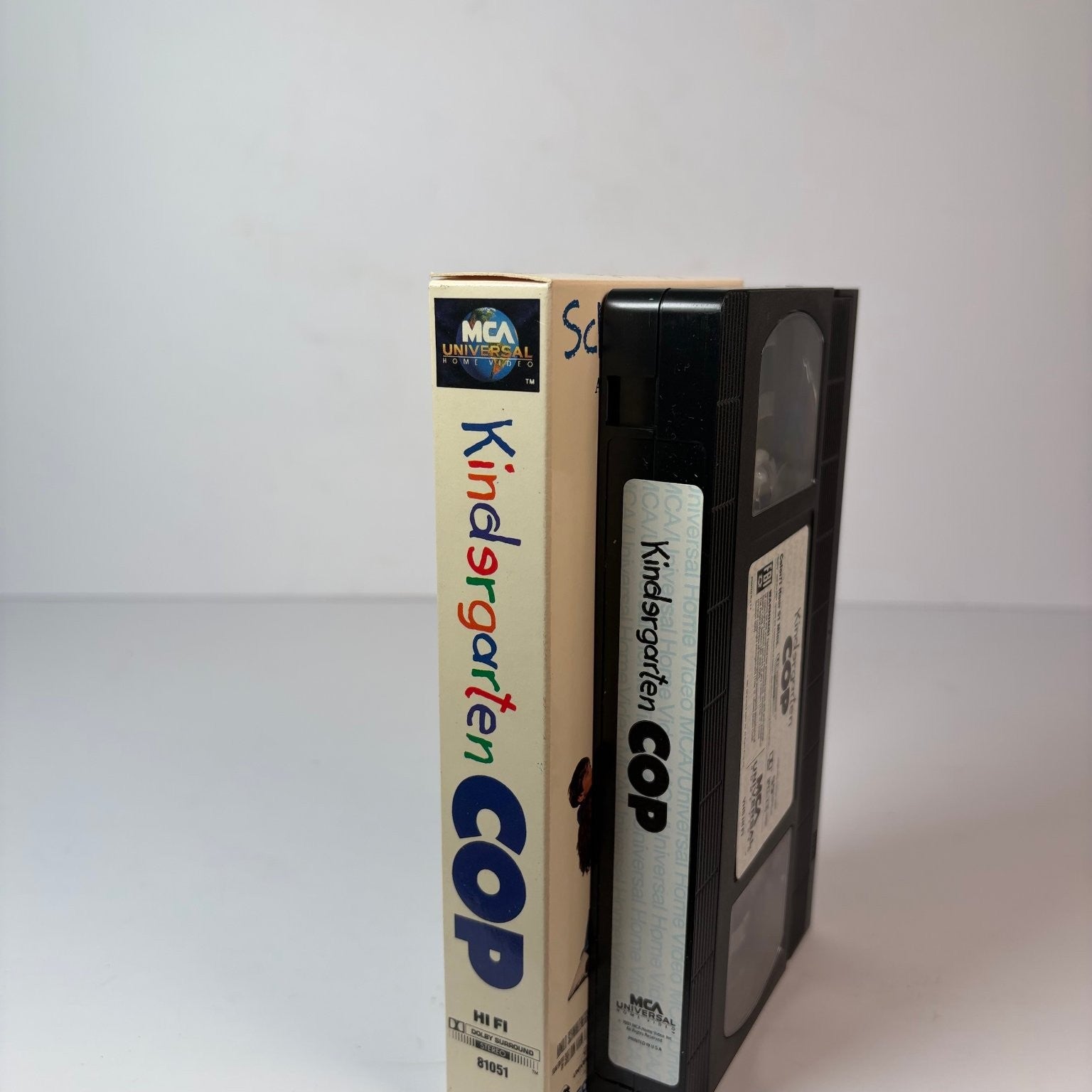 Kindergarten Cop VHS 1990 Action Comedy Arnold Schwarzenegger MCA Universal