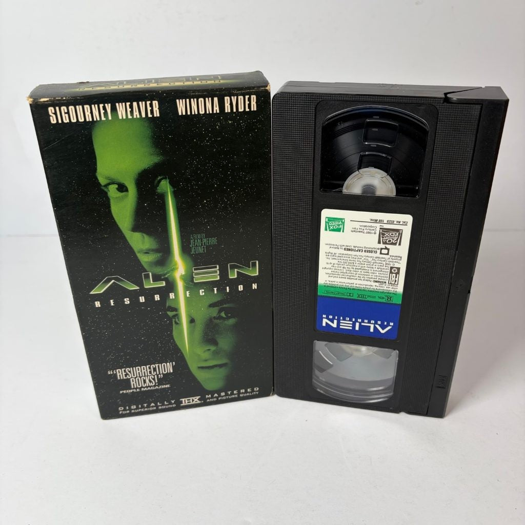 Alien Resurrection VHS 1997 Sigourney Weaver Winona Ryder Sci-Fi Horror Fox