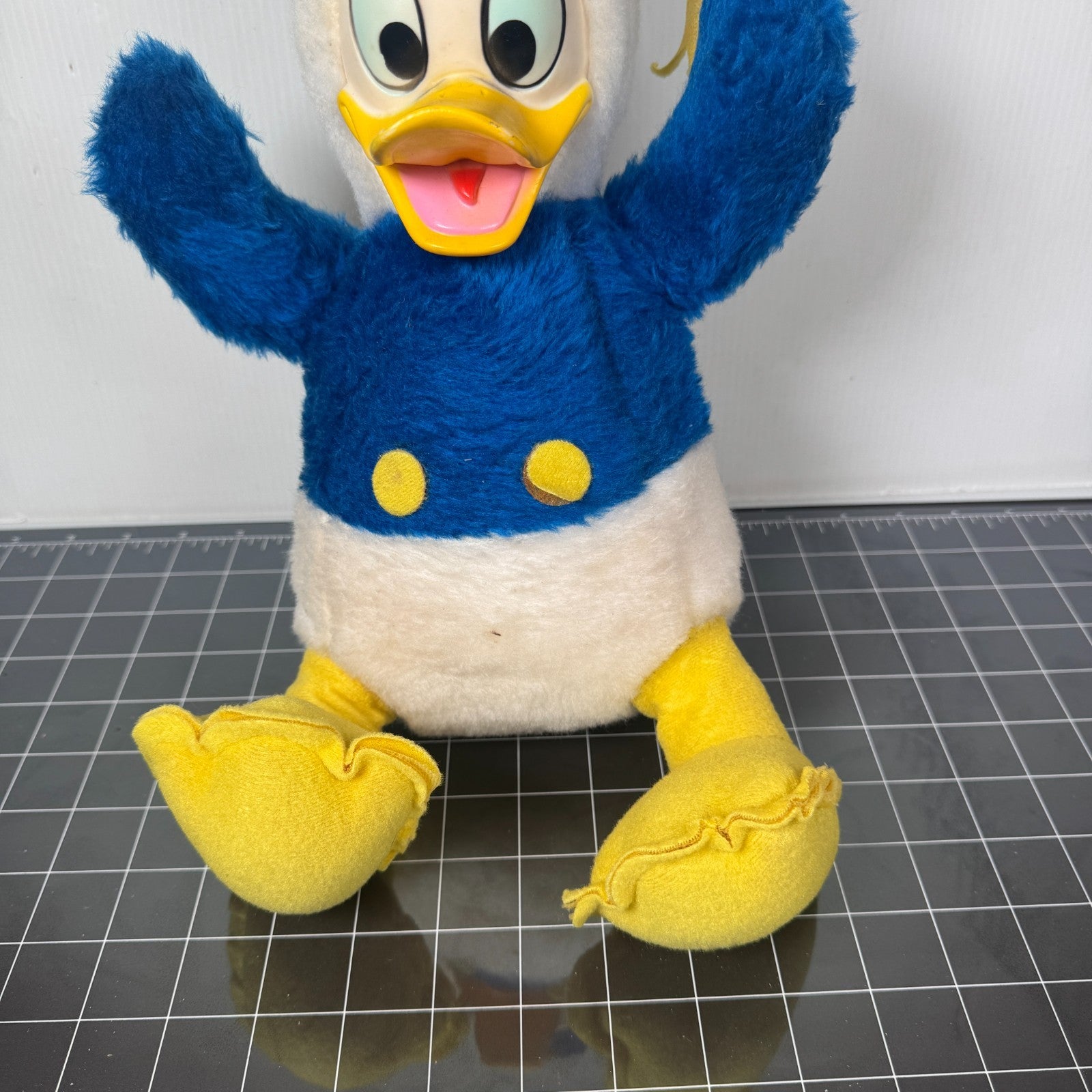 Vintage Walt Disney Land Donald Duck Rubber Face Plush California Stuffed 14"