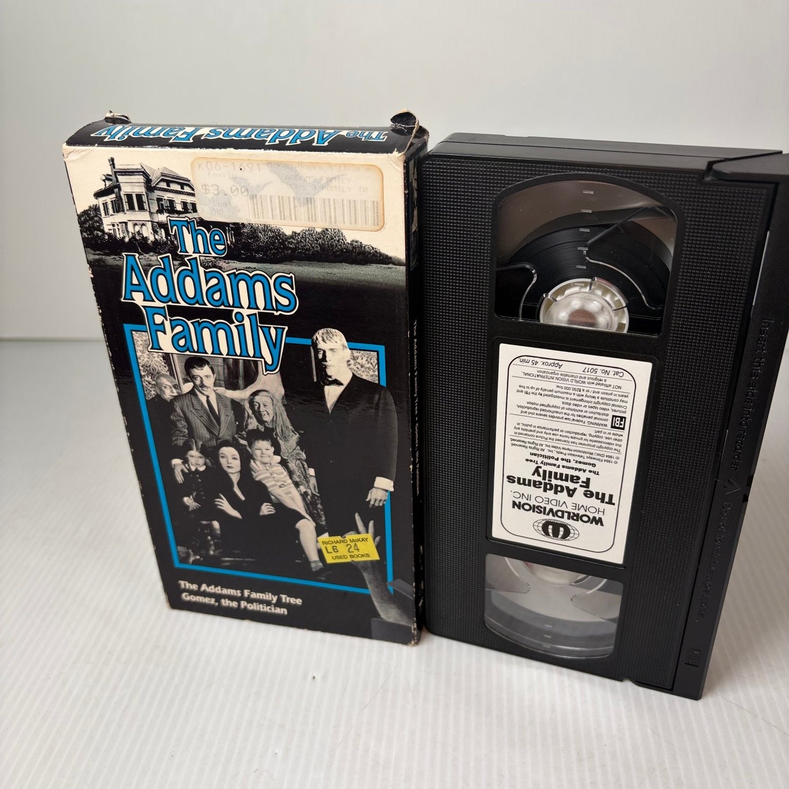 The Addams Family VHS 1960s TV Comedy Worldvision Vintage Episodes