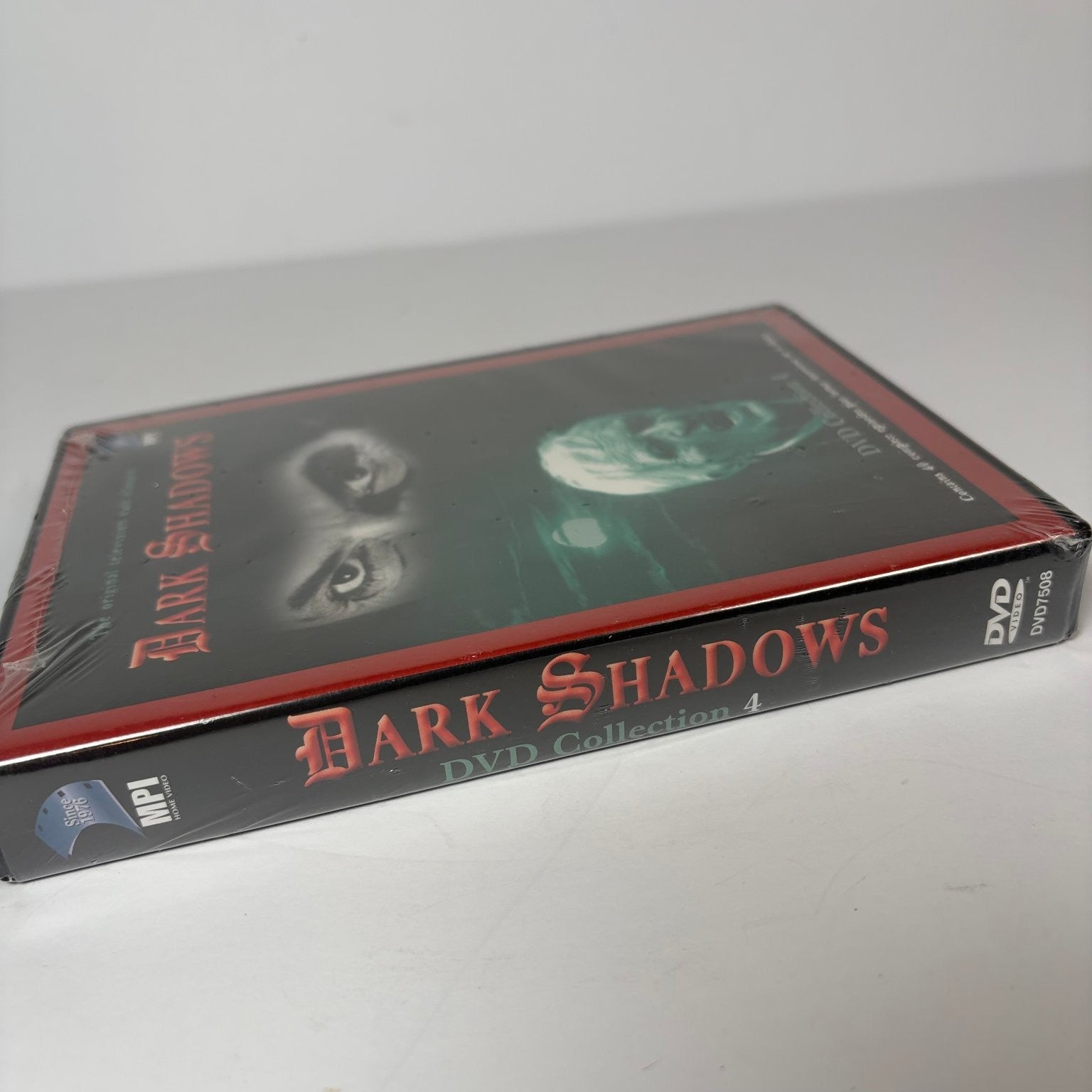 Dark Shadows DVD Collection 4 2003 TV Series Jonathan Frid 40 Episodes 4-Disc