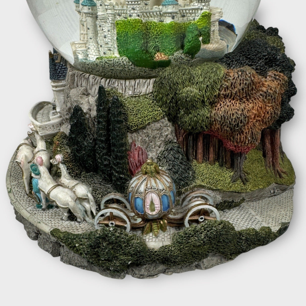 Disney Cinderella Castle VTG Musical Snow Globe So This Is Love w/ Detailed Base