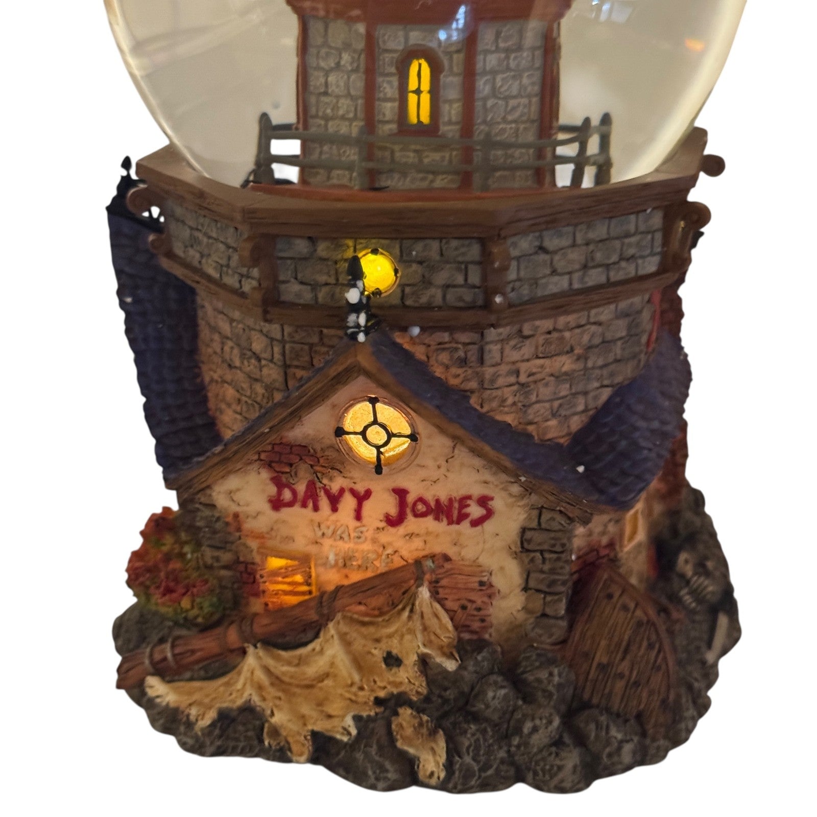 Department 56 Halloween Shipwreck Lighthouse Waterglobe Lighted w/ Glowing Ghost