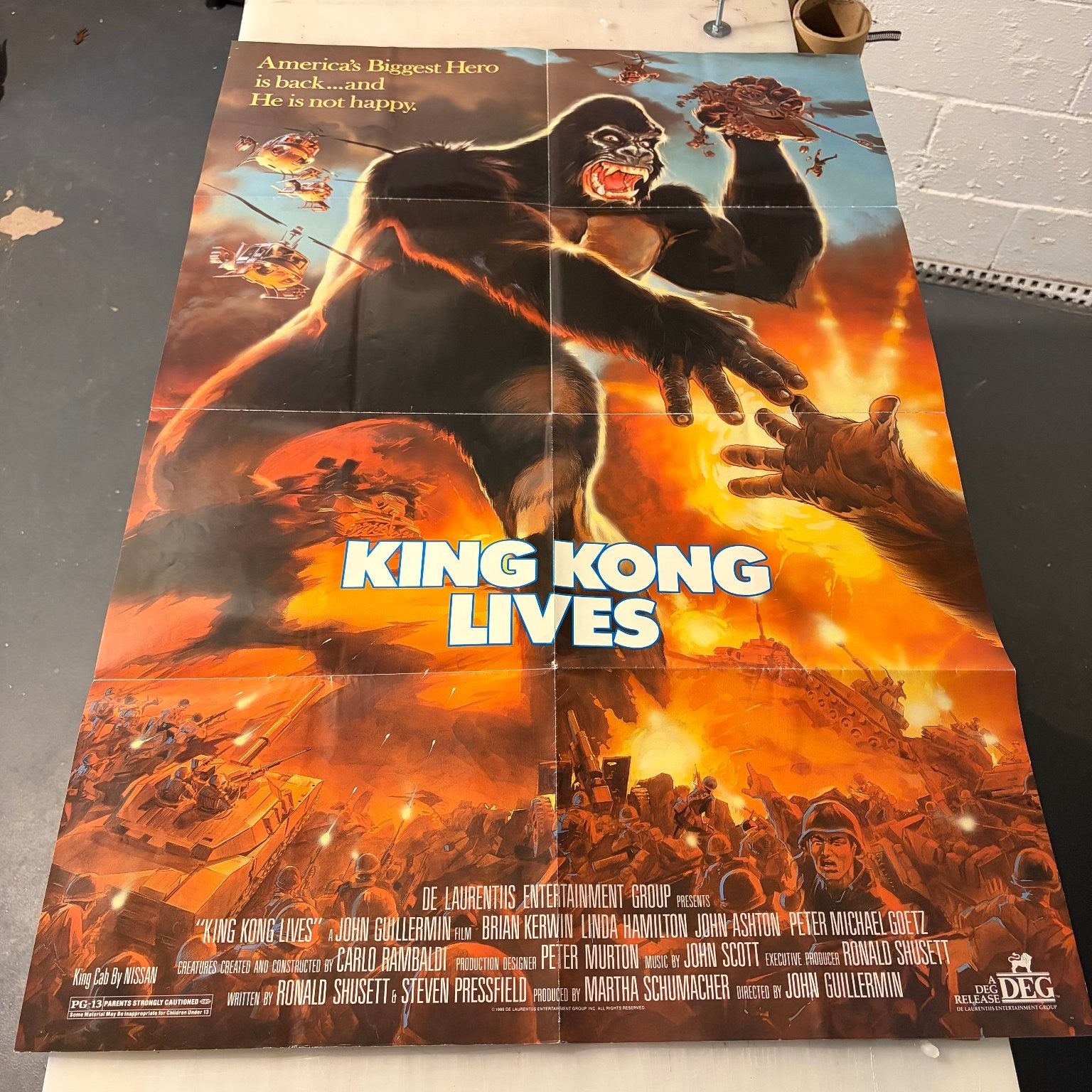 King Kong Lives 1986 One Sheet Movie Poster Linda Hamilton John Guillermin