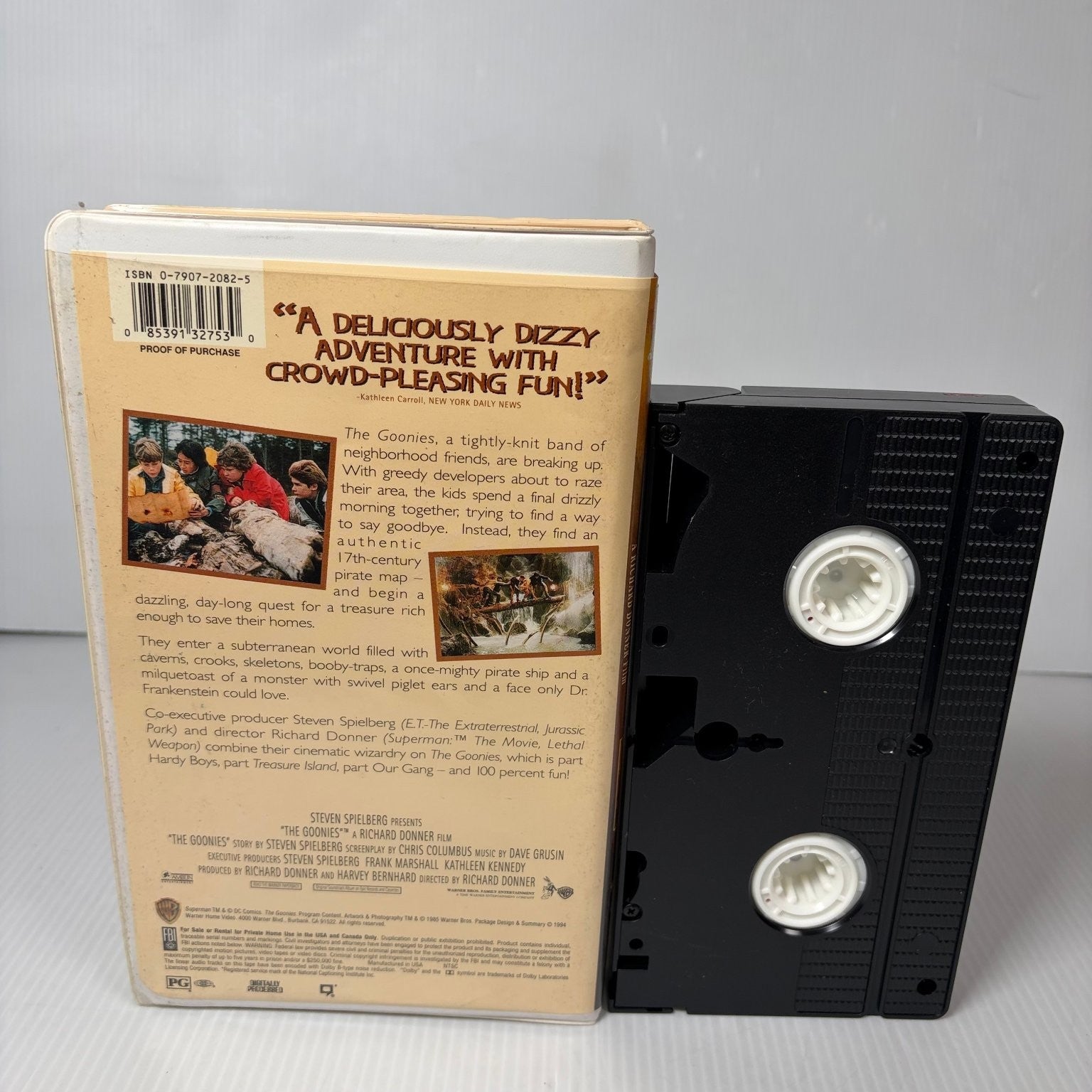 The Goonies VHS 1985 Adventure Family Warner Home Video Steven Spielberg