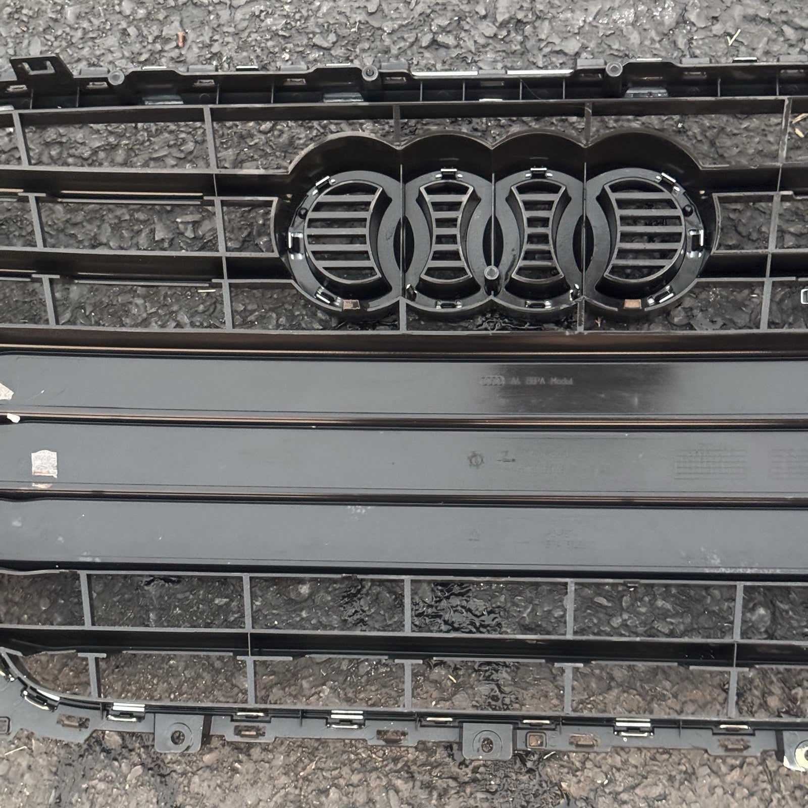 AUDI A4 QUATTRO B8PA FRONT BUMPER RADIATOR GRILLE 8K0853651G / H OEM 2013-2016