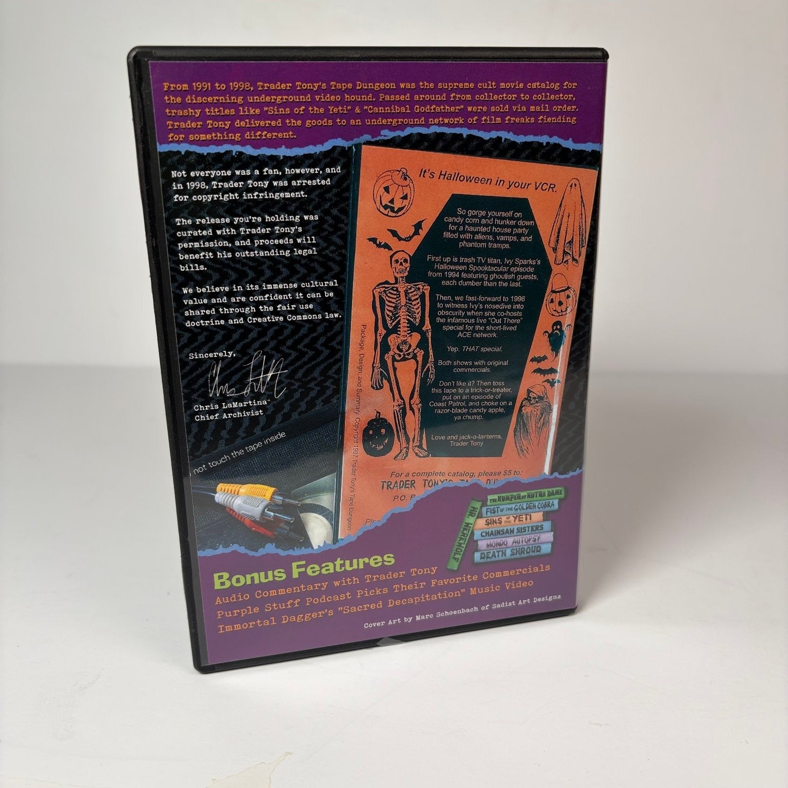 Trader Tony's Tape Dungeon: Out There Halloween Mega Tape 2020 DVD