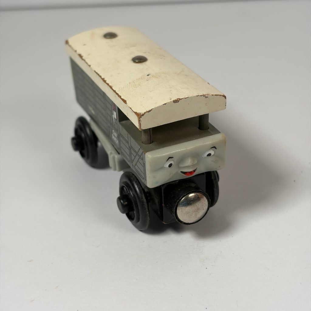 Thomas & Friends Wooden Railway Toad Brake Van GW 56831 Magnetic Train Car