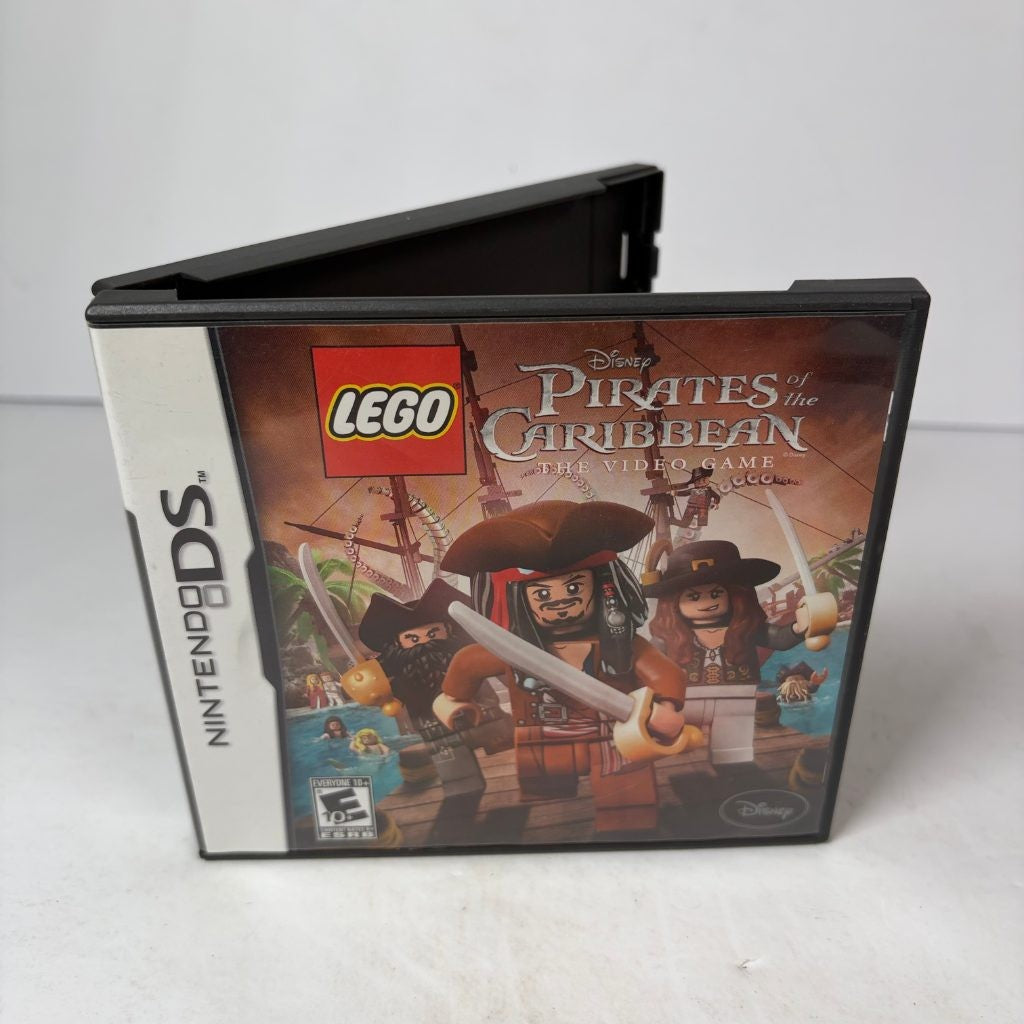 LEGO Pirates of the Caribbean The Video Game Nintendo DS CIB Complete Disney