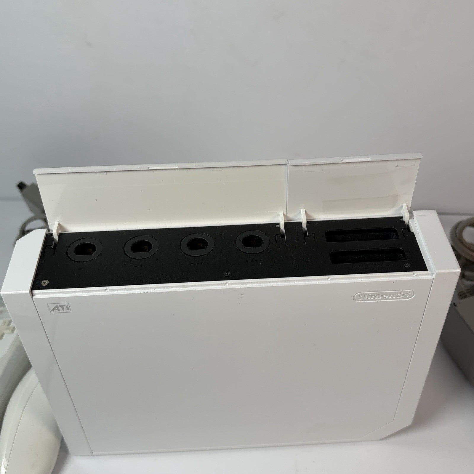 Nintendo Wii RVL-001 White Console w/ Motion Plus & Nunchuk Gamecube Compatible