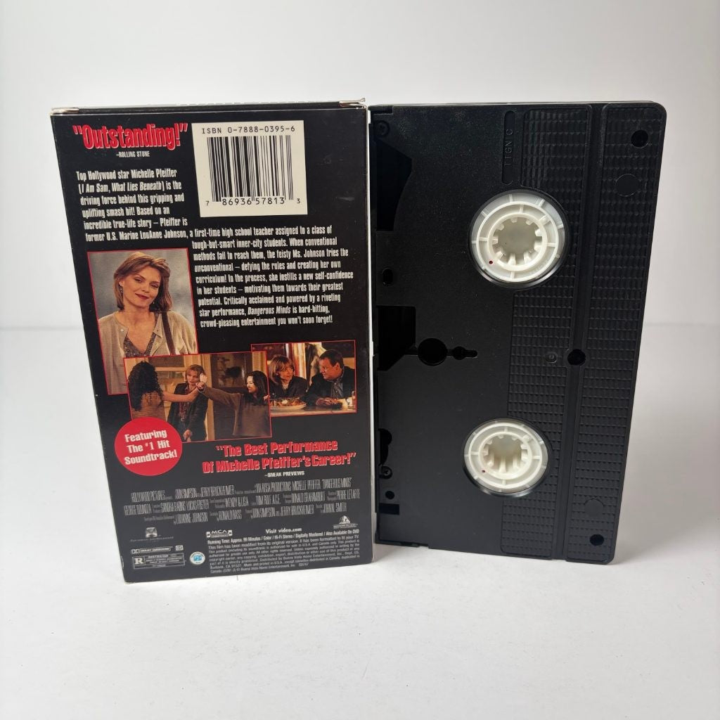 Dangerous Minds VHS Michelle Pfeiffer 1995 Hollywood Pictures Drama
