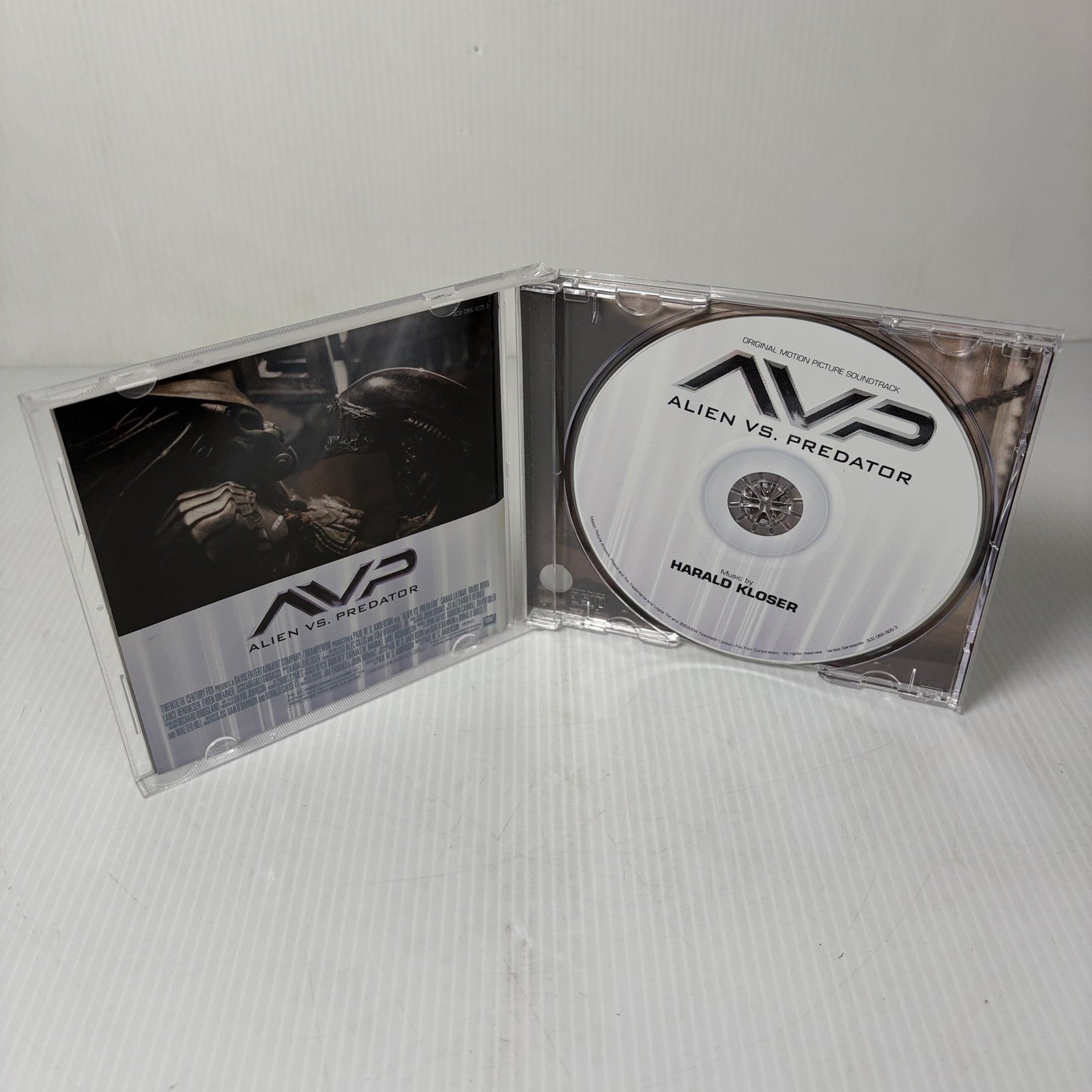 AVP Alien vs. Predator Original Motion Picture Soundtrack CD Harald Kloser