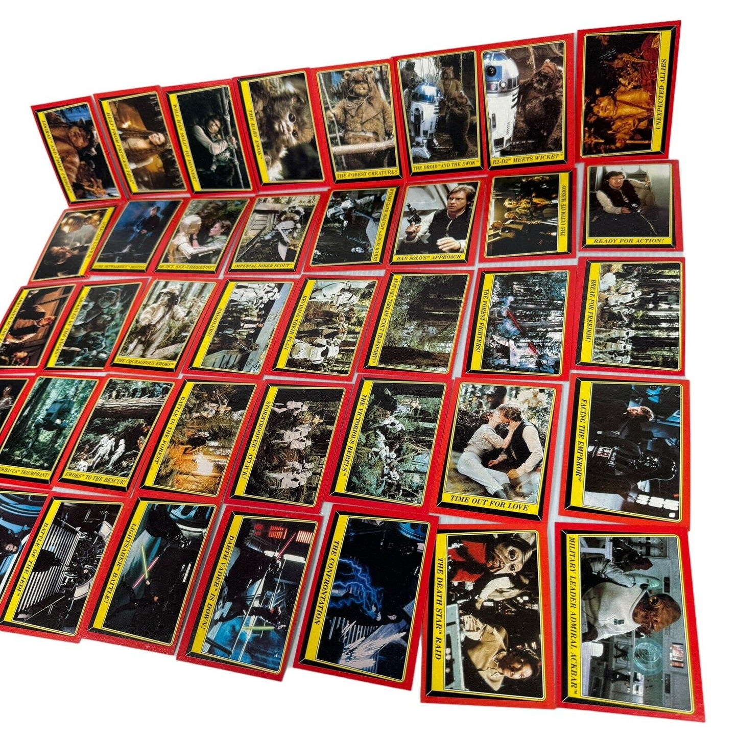 1983 Topps Return of the Jedi trading cards NEAR complete set Missing 3, 4, 132