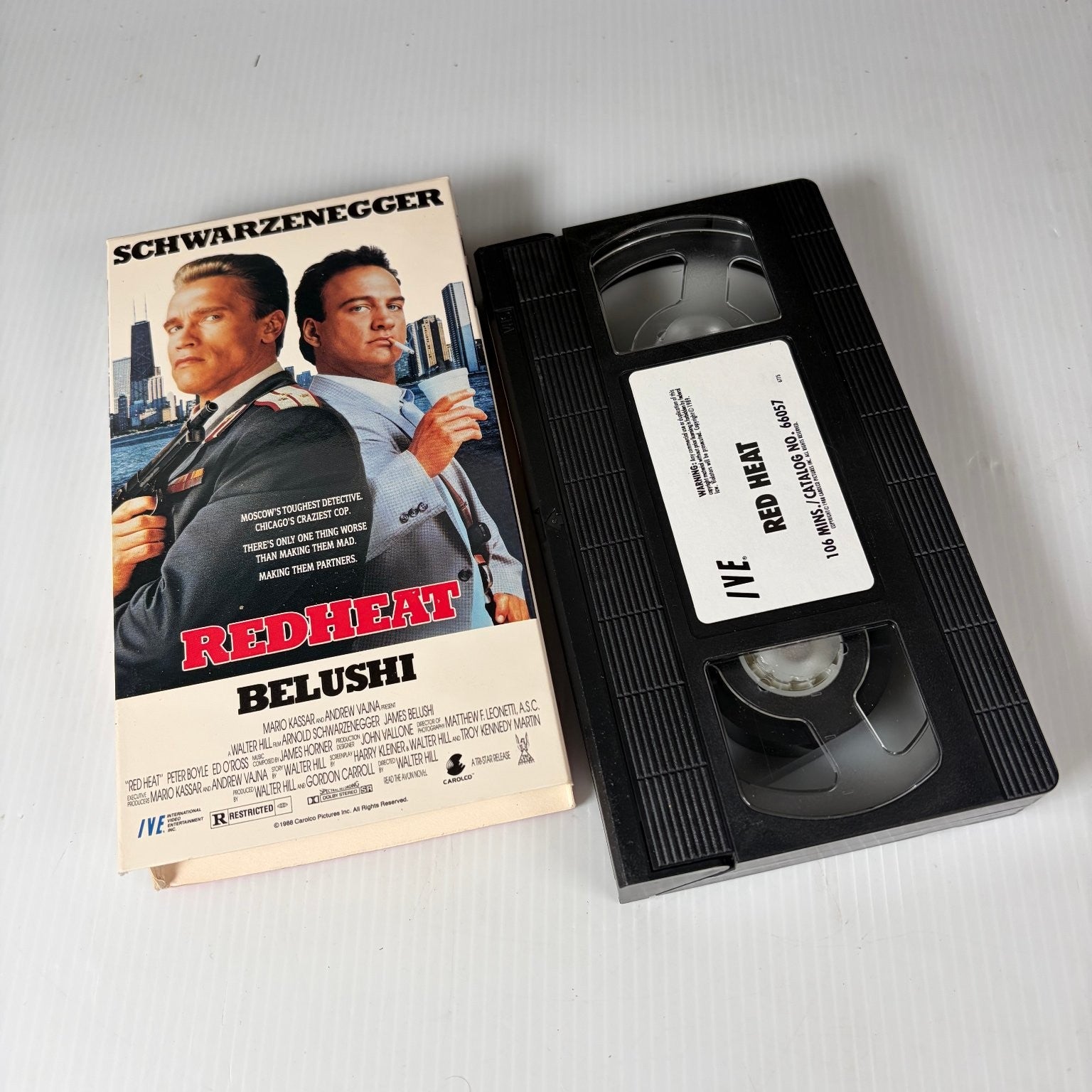 Red Heat VHS 1988 Action Comedy Original Release Arnold Schwarzenegger