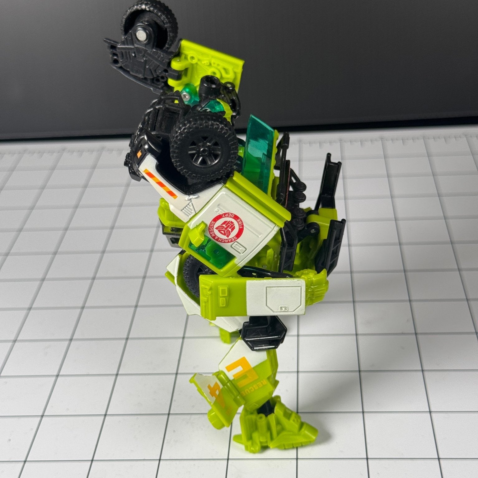 Transformers Dark of the Moon Autobot Ratchet Deluxe Class Mechtech 2011 Hasbro