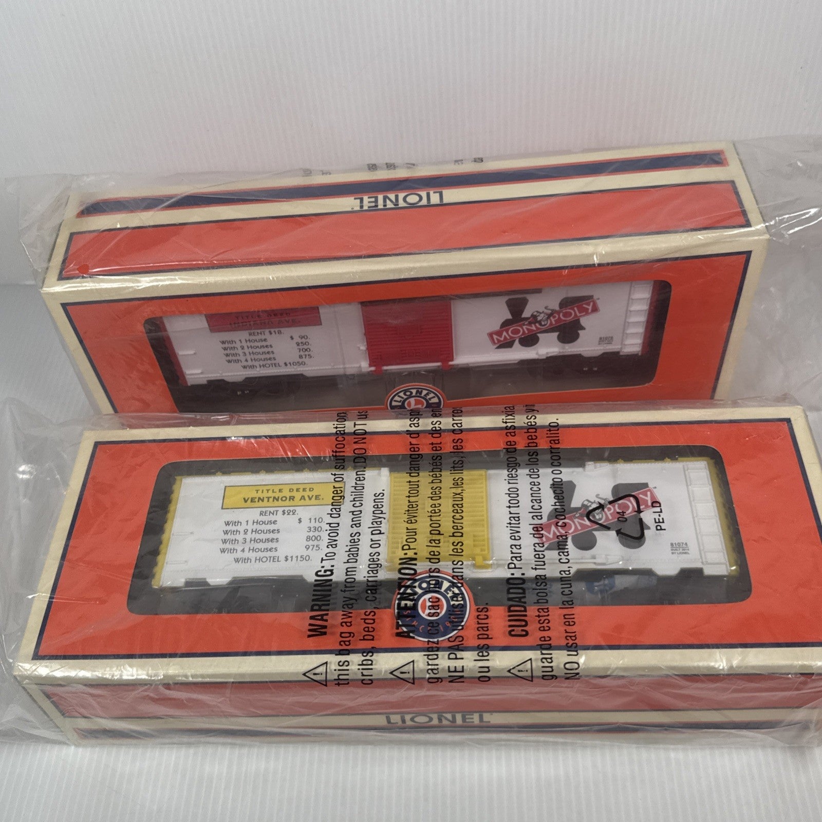 LIONEL Monopoly 2 Pack Boxcars Ventnor Ave & Indiana Ave 6-81073
