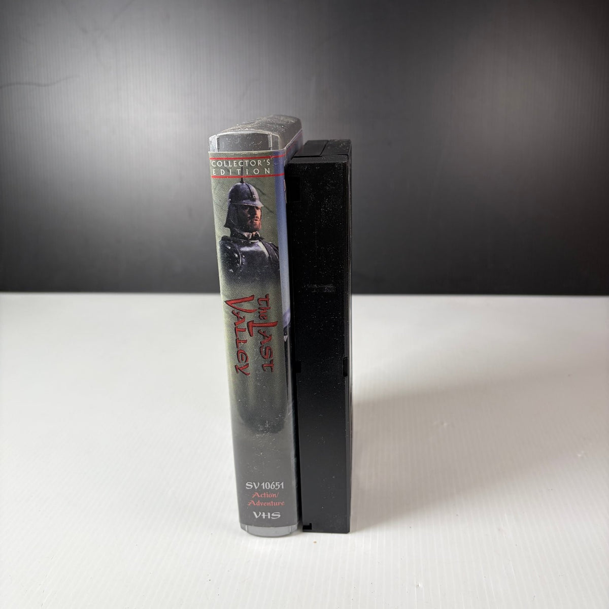 The Last Valley VHS 1971 Collector's Edition Historical Drama Widescreen