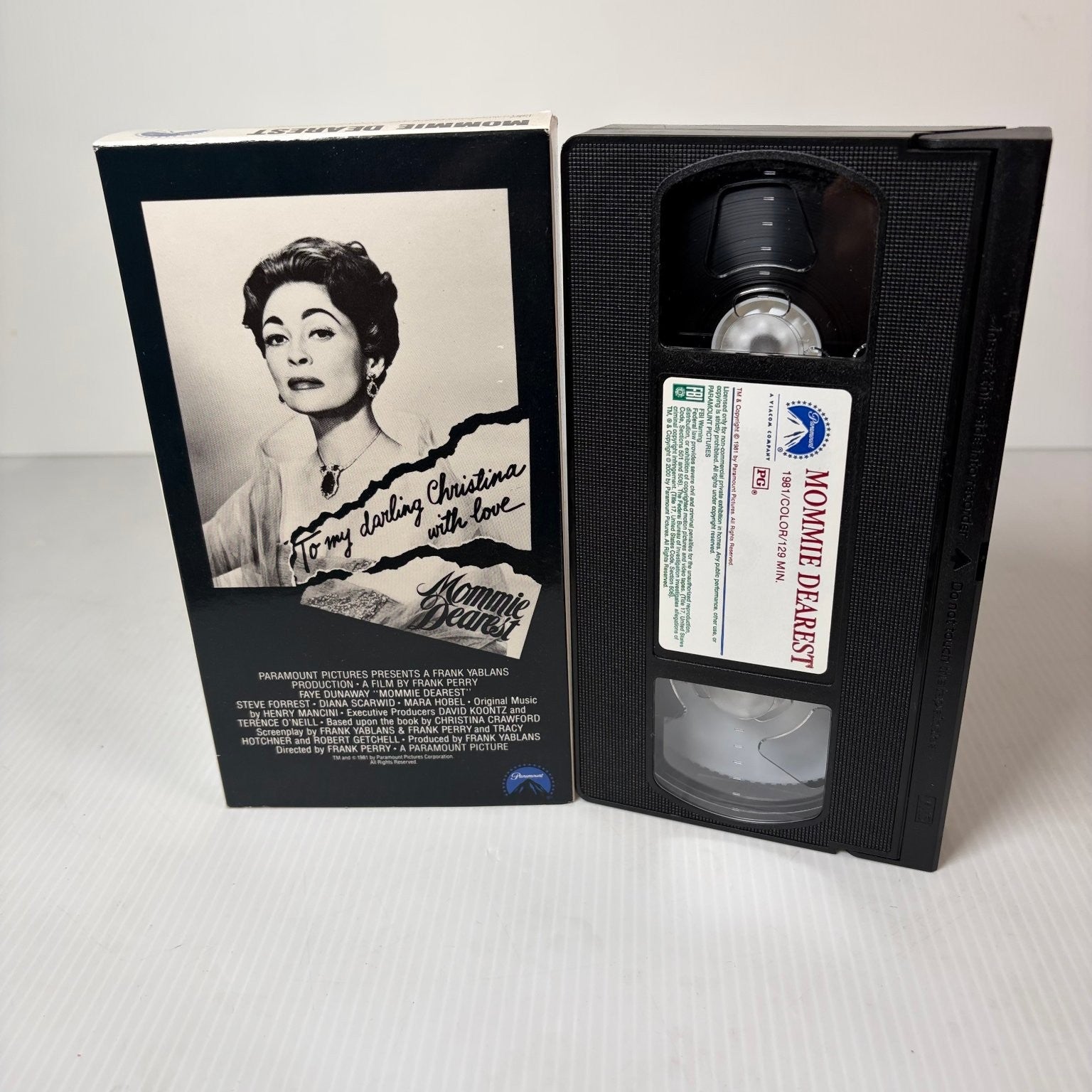 Mommie Dearest VHS 1981 Drama Biographical Cult Classic Paramount Faye Dunaway