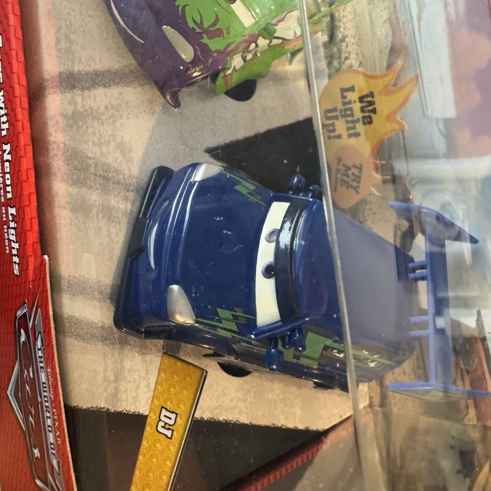 World Of Cars Neon Light Up Diecast Set Wingo & DJ Disney Store EXCLUSIVE Read