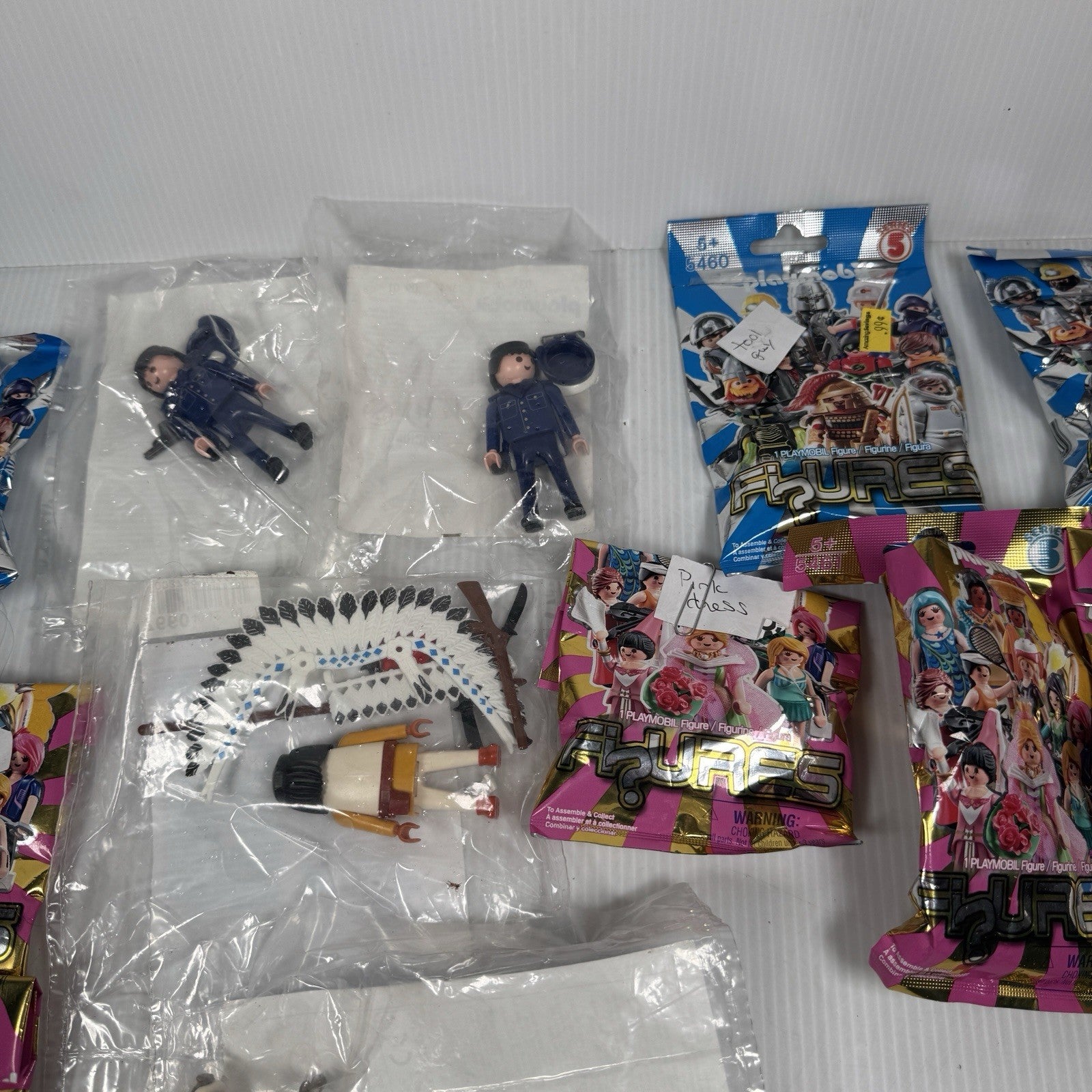 Lot Of 13 Playmobil Minifigures 4 Sealed In Bulk Bags & 9 Opened Blind Bags