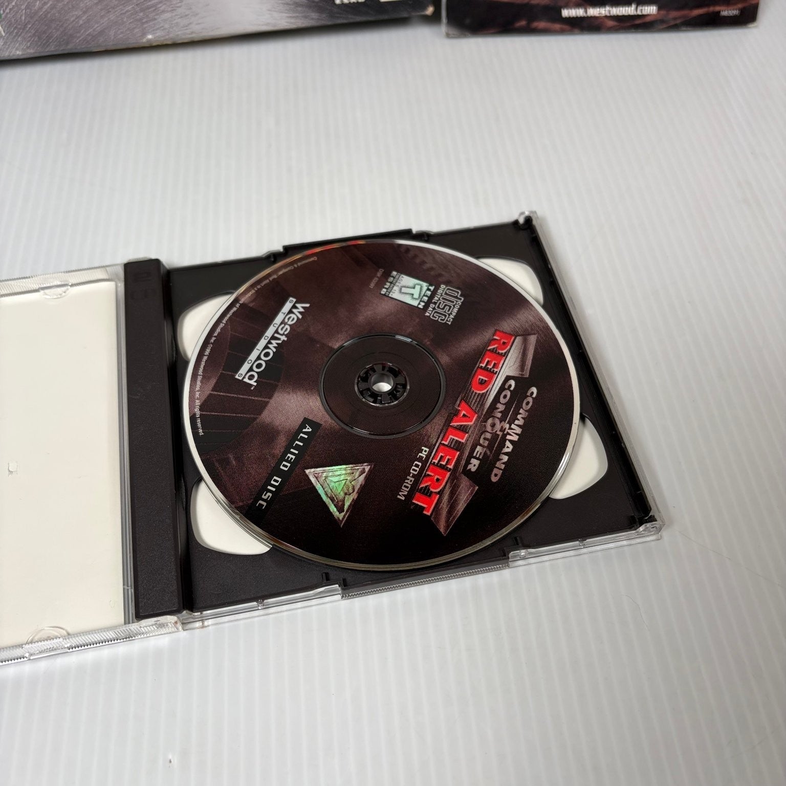 Command & Conquer Red Alert Big Box PC CD-ROM Game RTS Multiplayer Complete