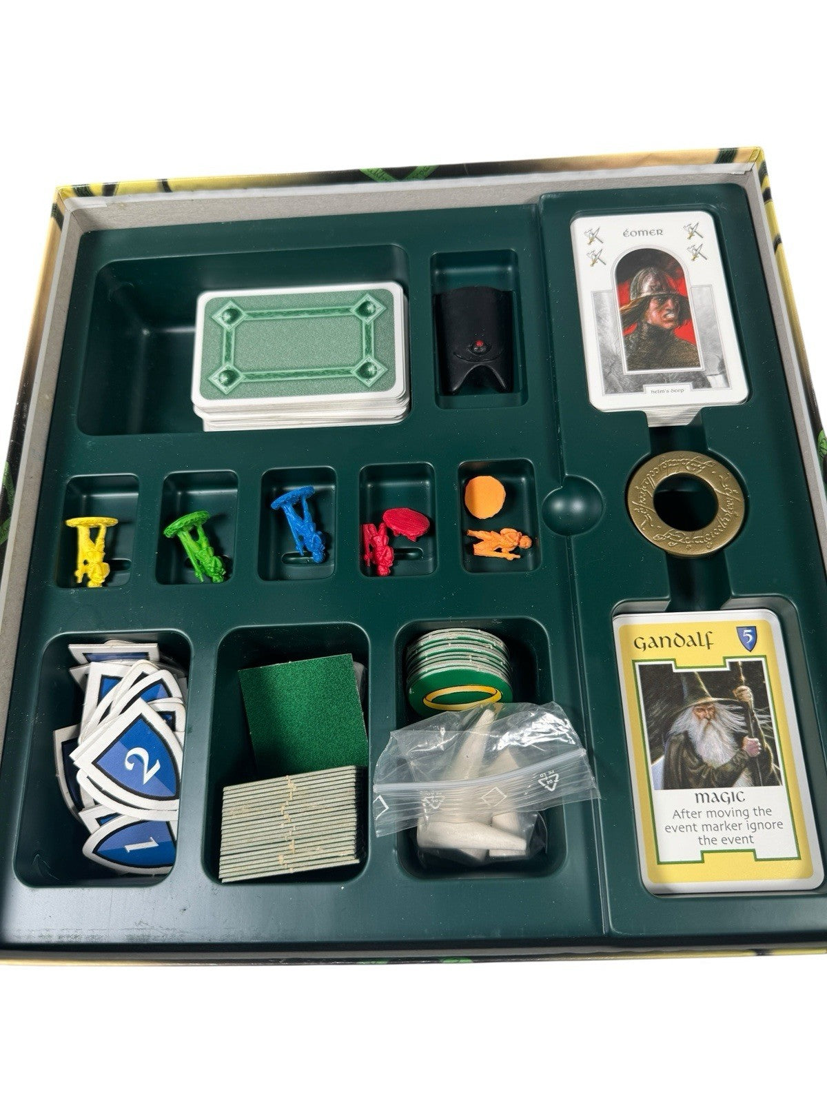 Lord of The Rings Adventure Board Game Year 2000 Hasbro LOTR