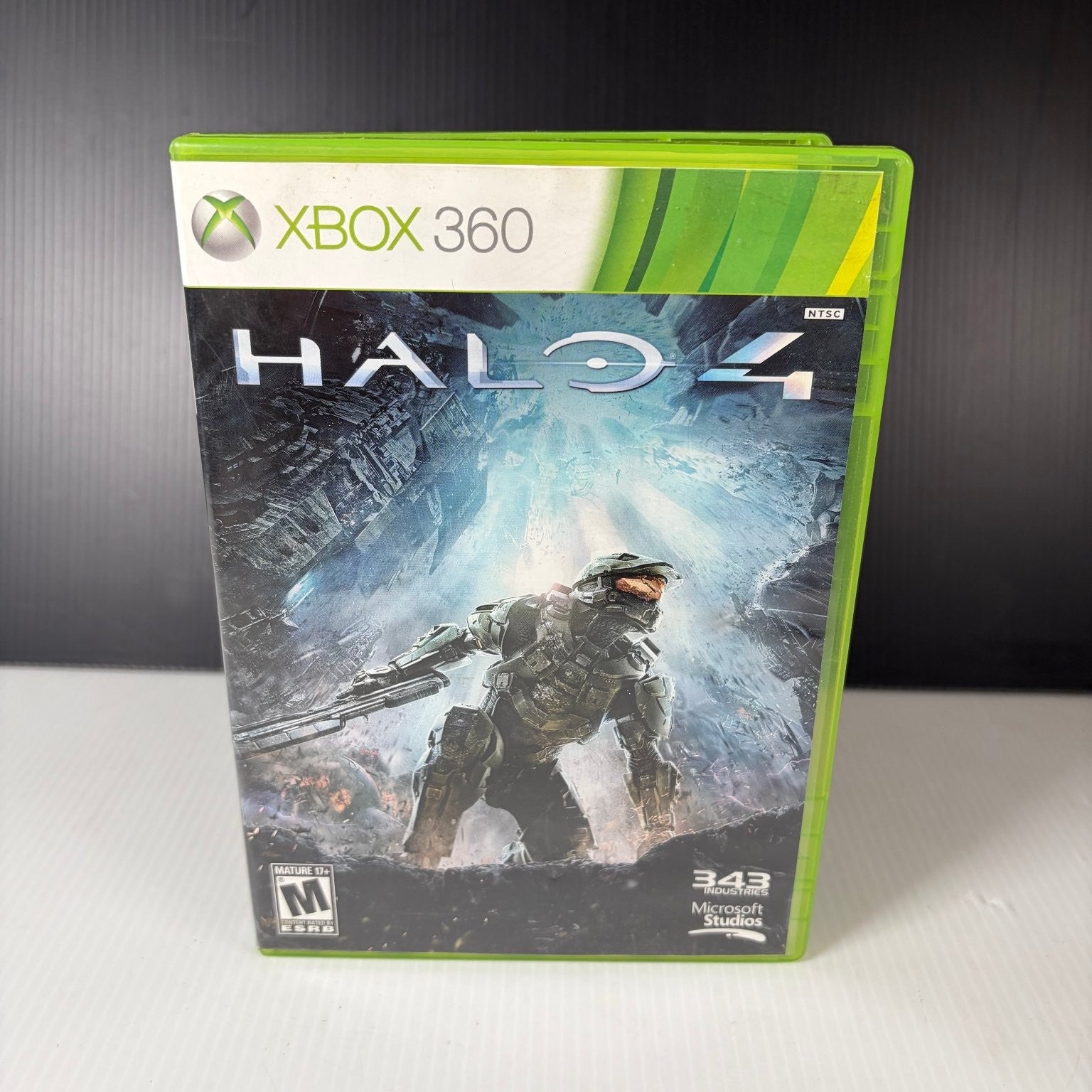 Halo 4 Xbox 360 Video Game Multiplayer 2 Disc Set