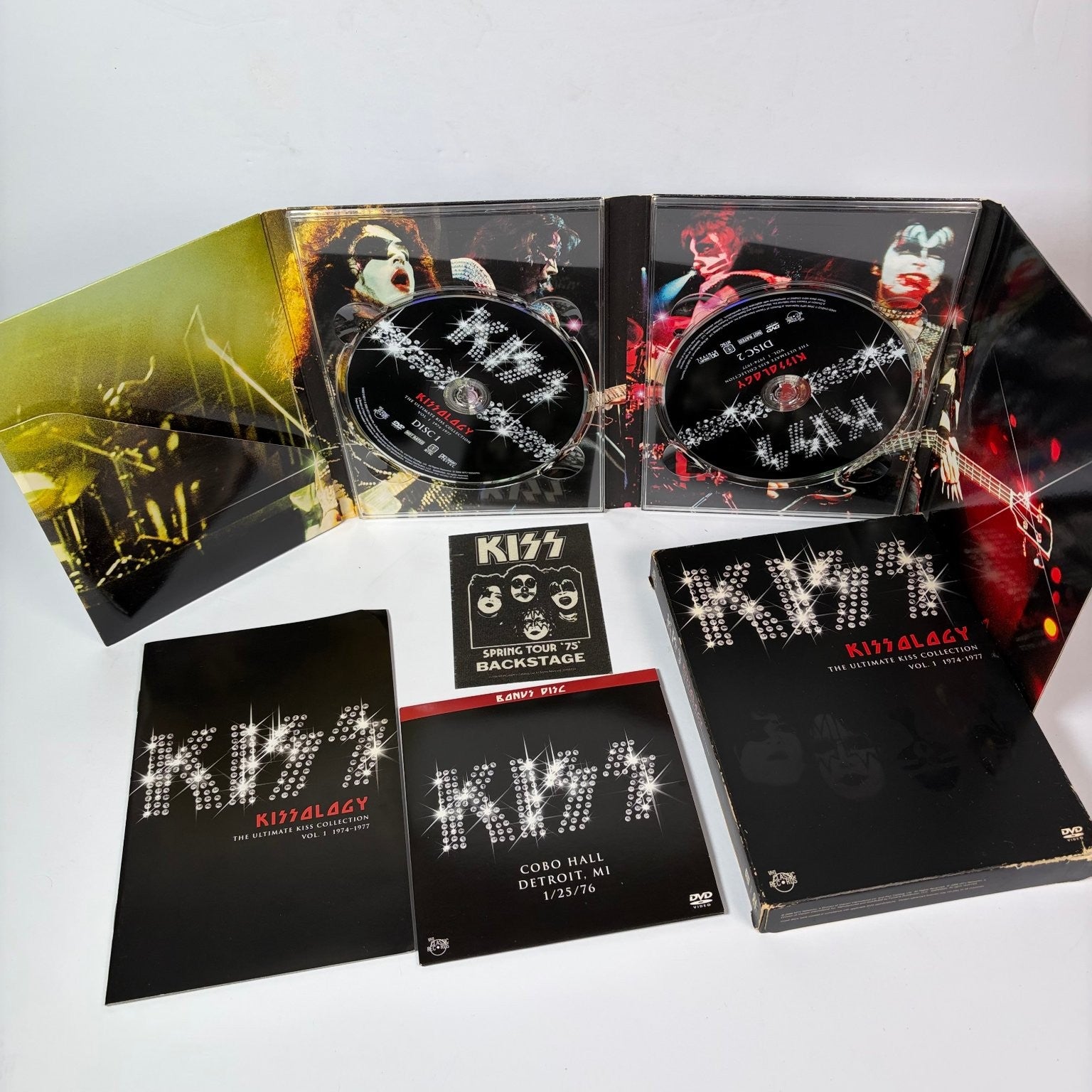 KISSOLOGY The Ultimate KISS Collection Vol. 1 1974-1977 2-Disc DVD Set Complete