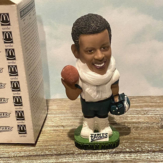 VINTAGE NFL X McDONALD'S PHILADELPHIA EAGLES QB DONOVAN MCNABB #5 BOBBLEHEAD