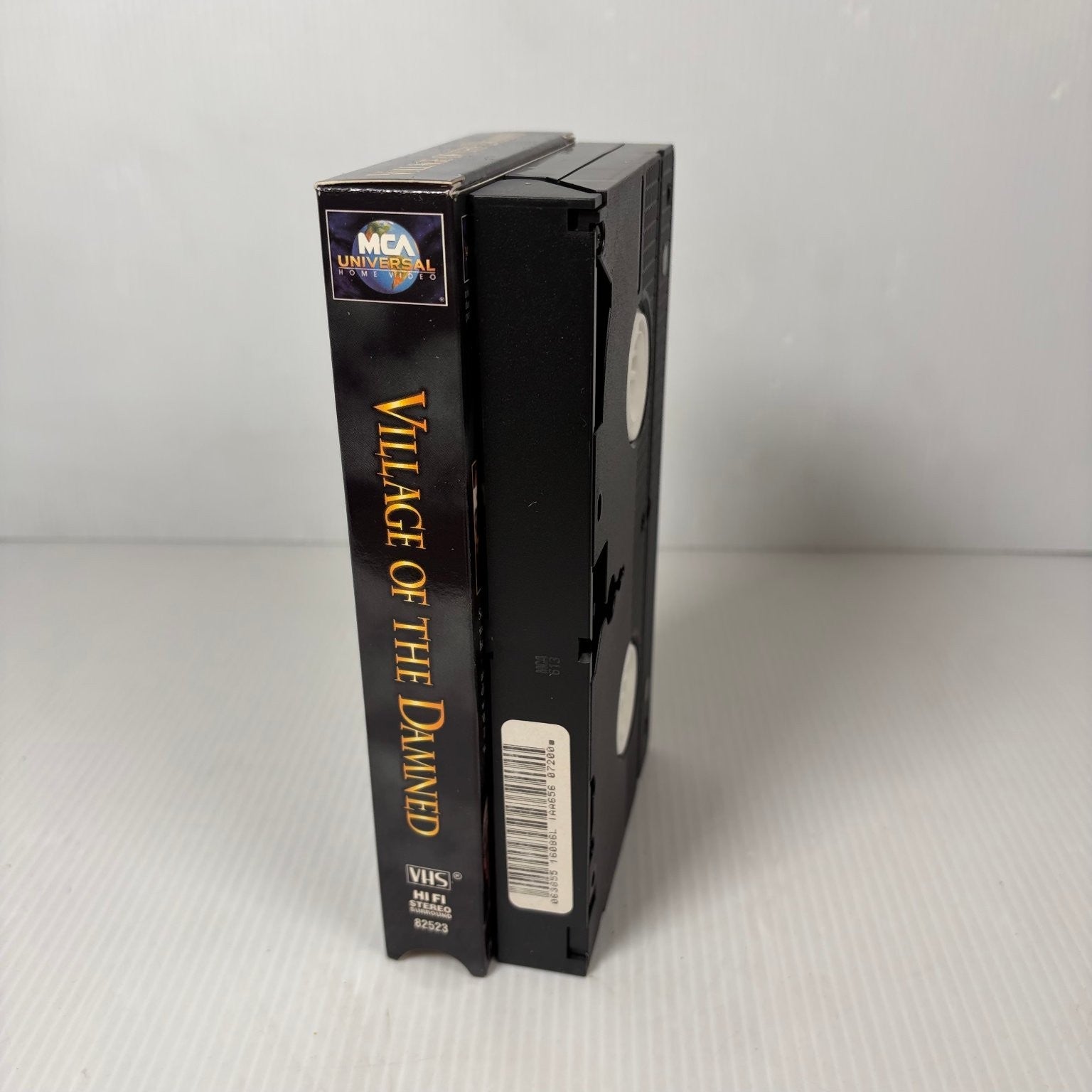 Village of the Damned VHS 1995 Horror Sci-Fi John Carpenter MCA Universal