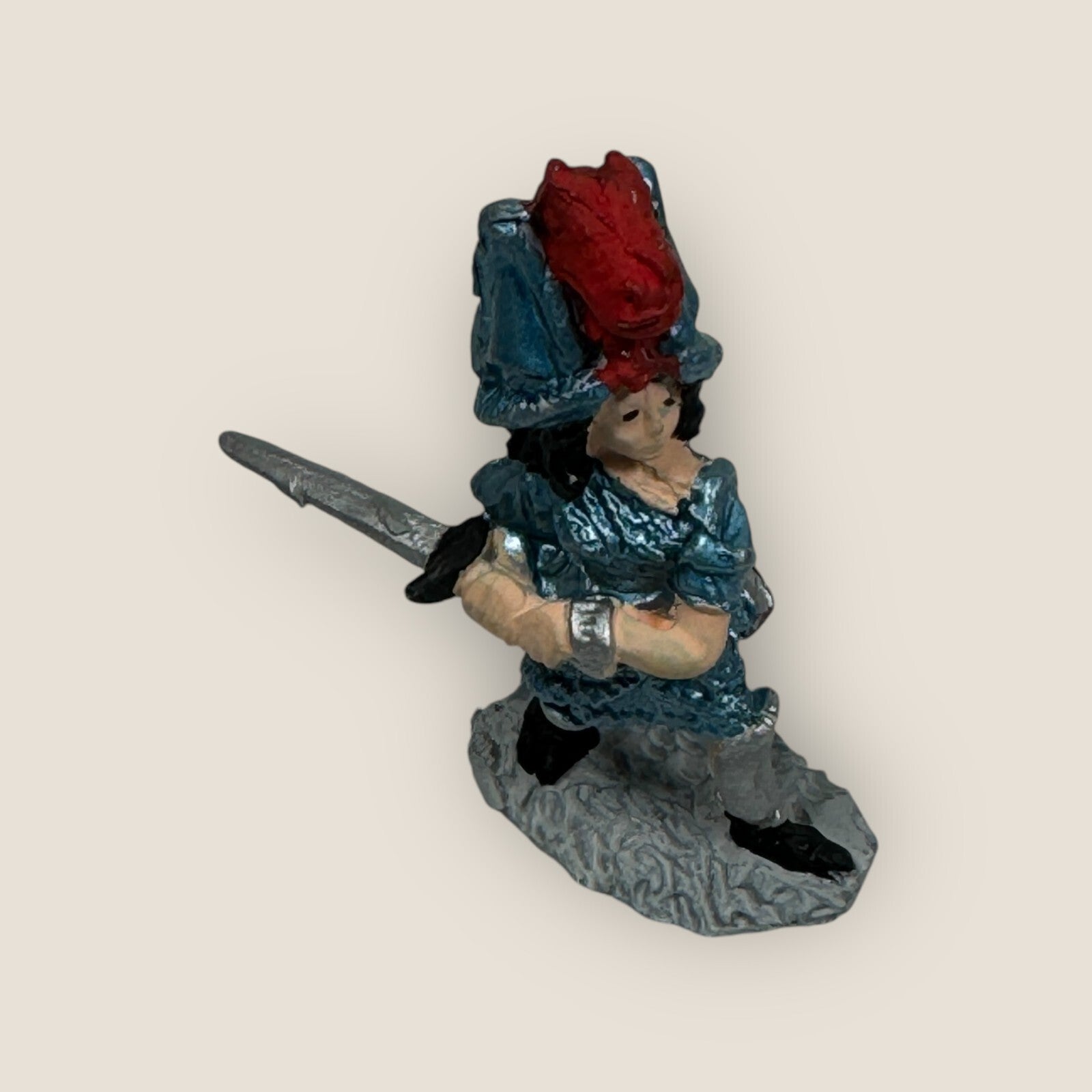 Dungeons & Dragons Lot 4 Fighter Human Females Painted Lead Miniatures Heritage