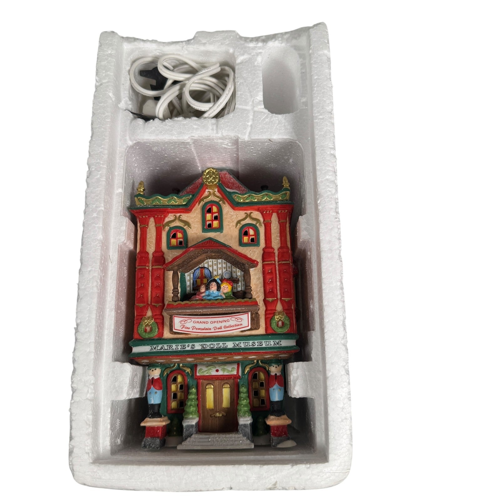 Department 56 North Pole Marie's Doll Museum Lighted House Christmas Decor Boxed
