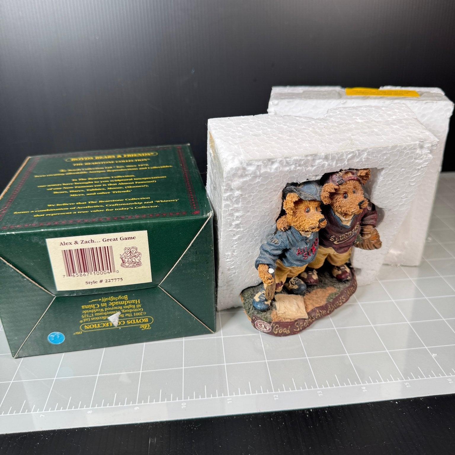 Alex & Zach Great Game Boyds Bears Bearstone Collection Statue