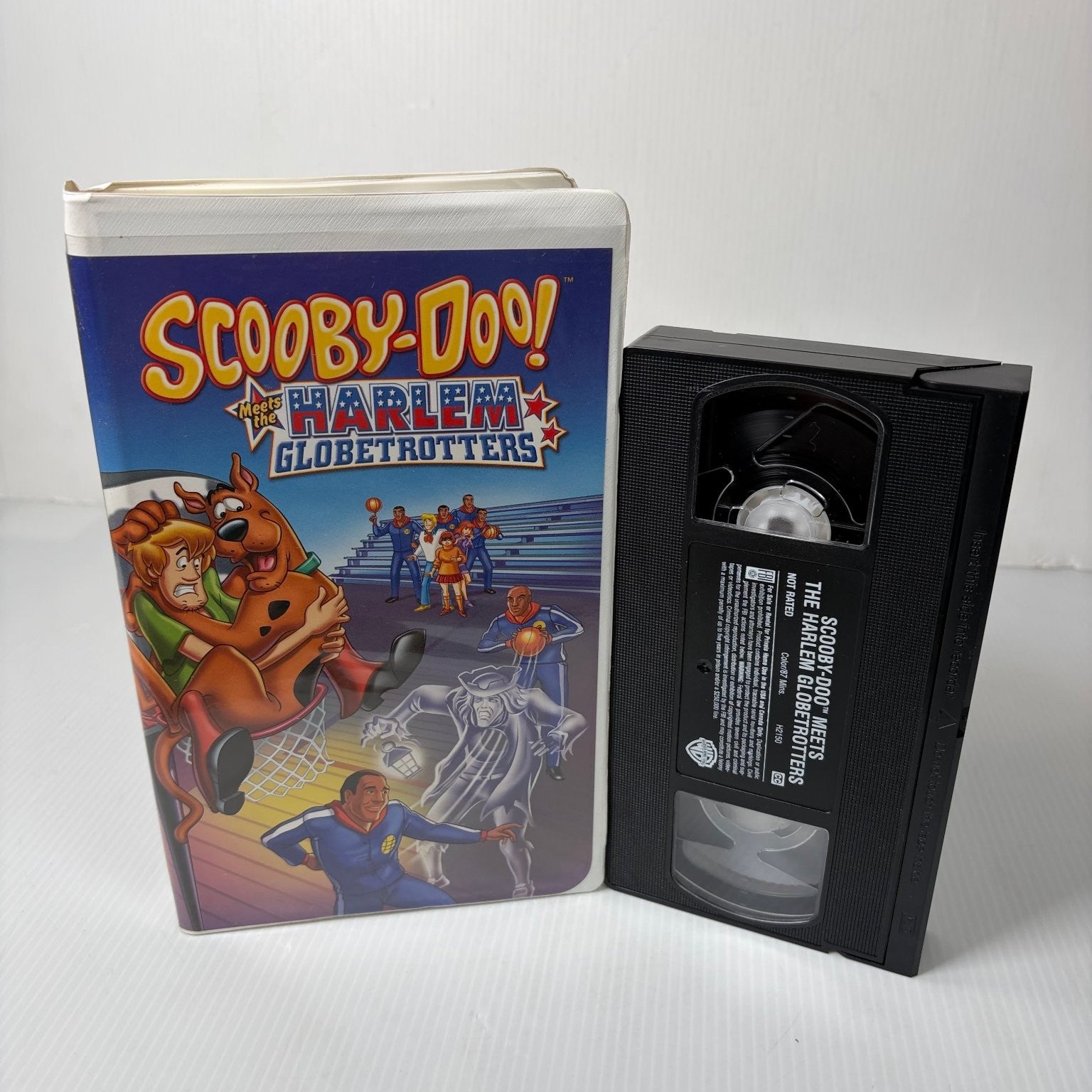 Scooby-Doo! Meets The Harlem Globetrotters VHS 1999 Animated Comedy Clamshell