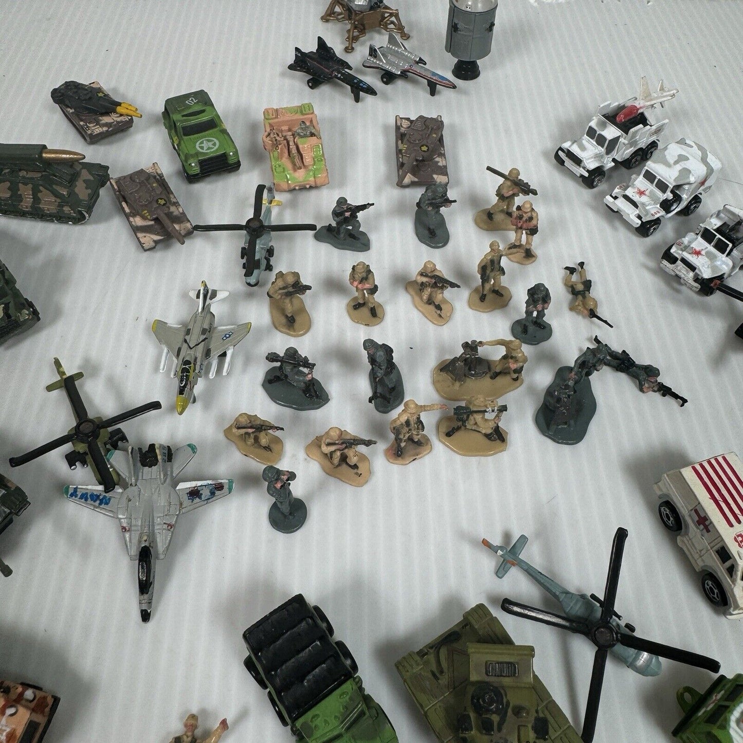 VTG 1990s Lot 50+ Military Micromachines w/ CCCP & US Tanks, Planes, Helicopters