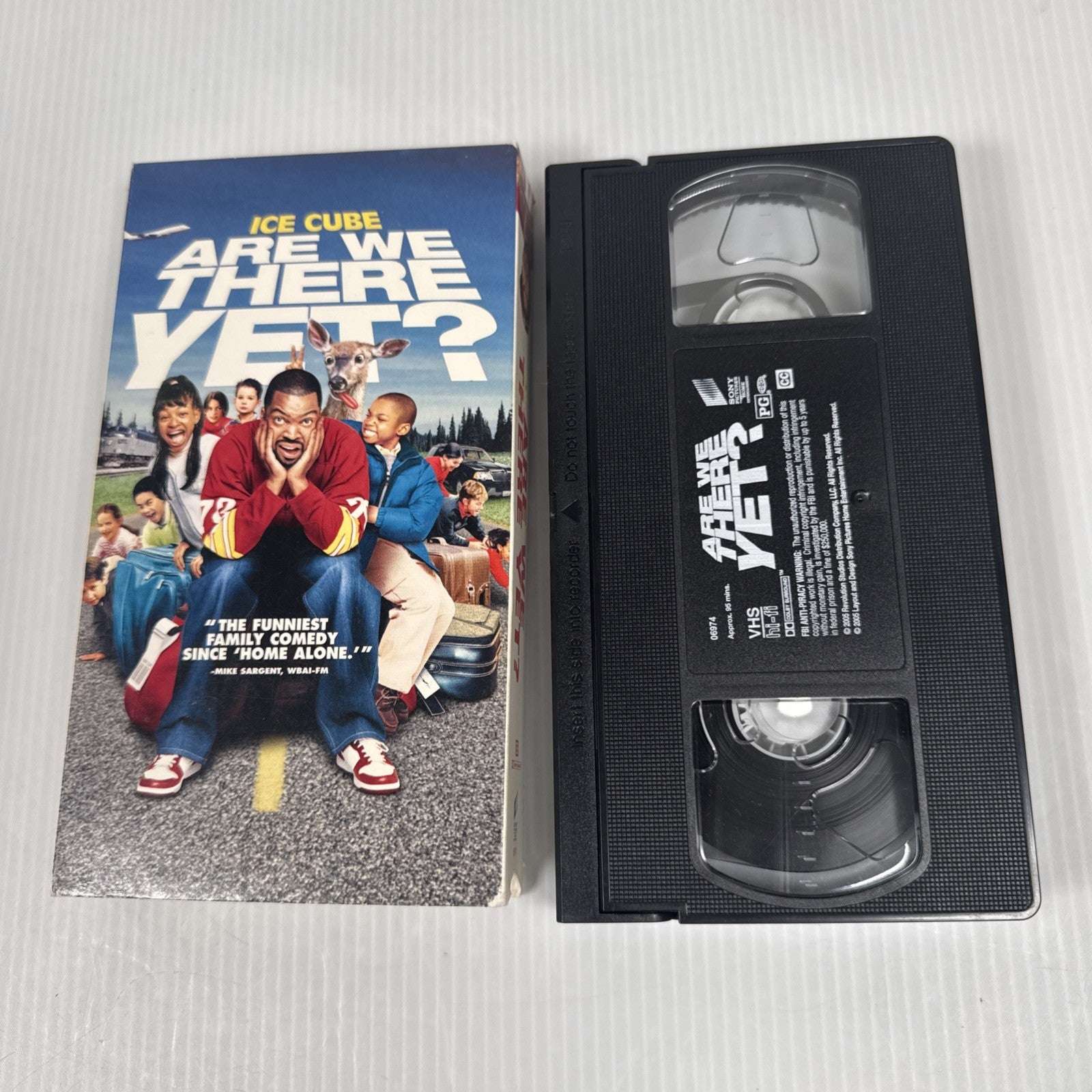 Are We There Yet? (VHS, 2005) Rare HTF Ice Cube Movie