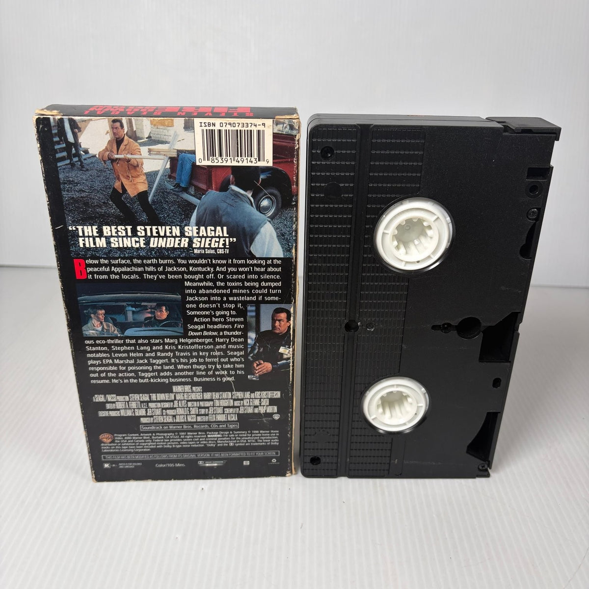 Fire Down Below VHS 1997 Action Thriller Steven Seagal Warner Bros.