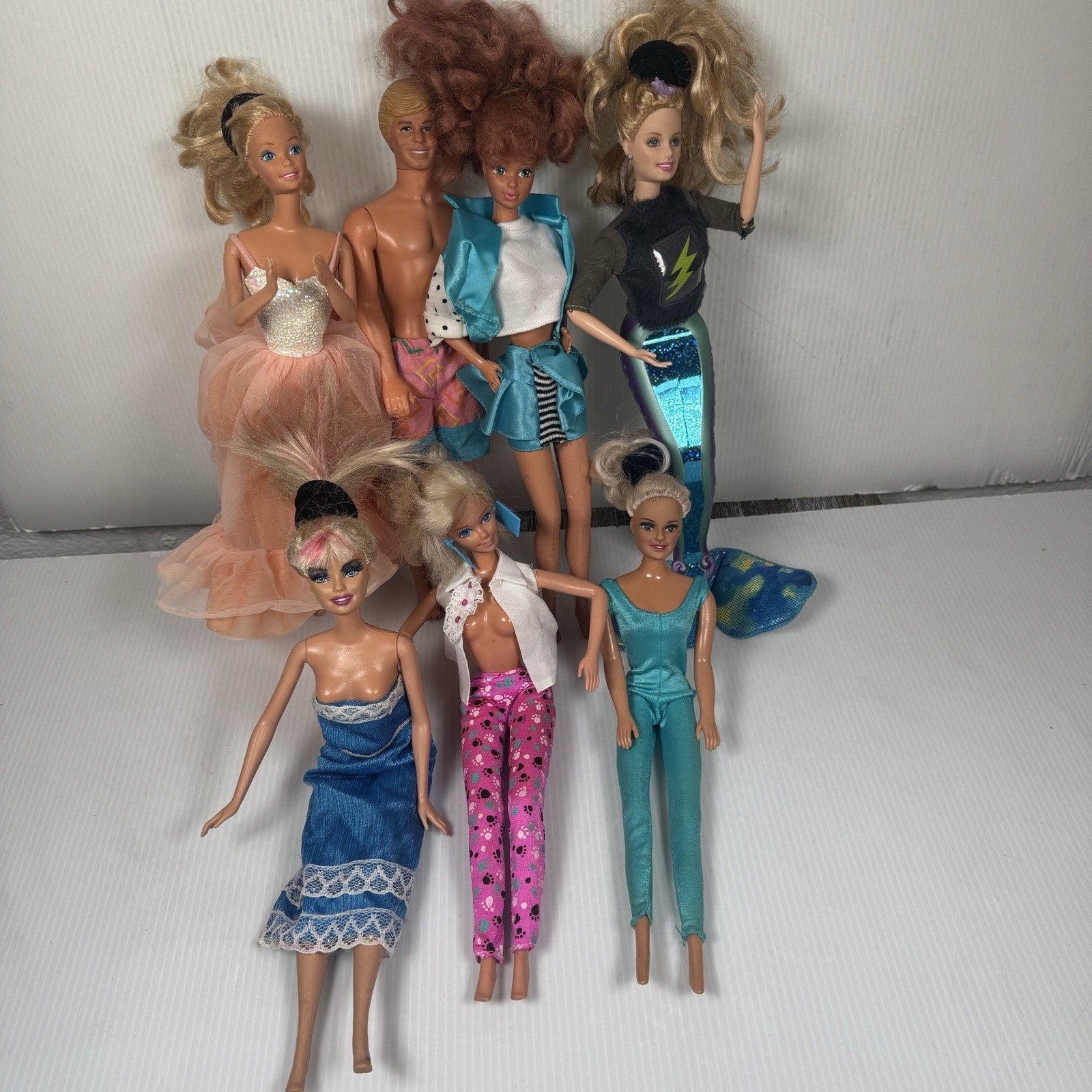 Vintage 1980s Barbie Lot w/ Working Magic Moves Barbie, Cool Times Midge & More