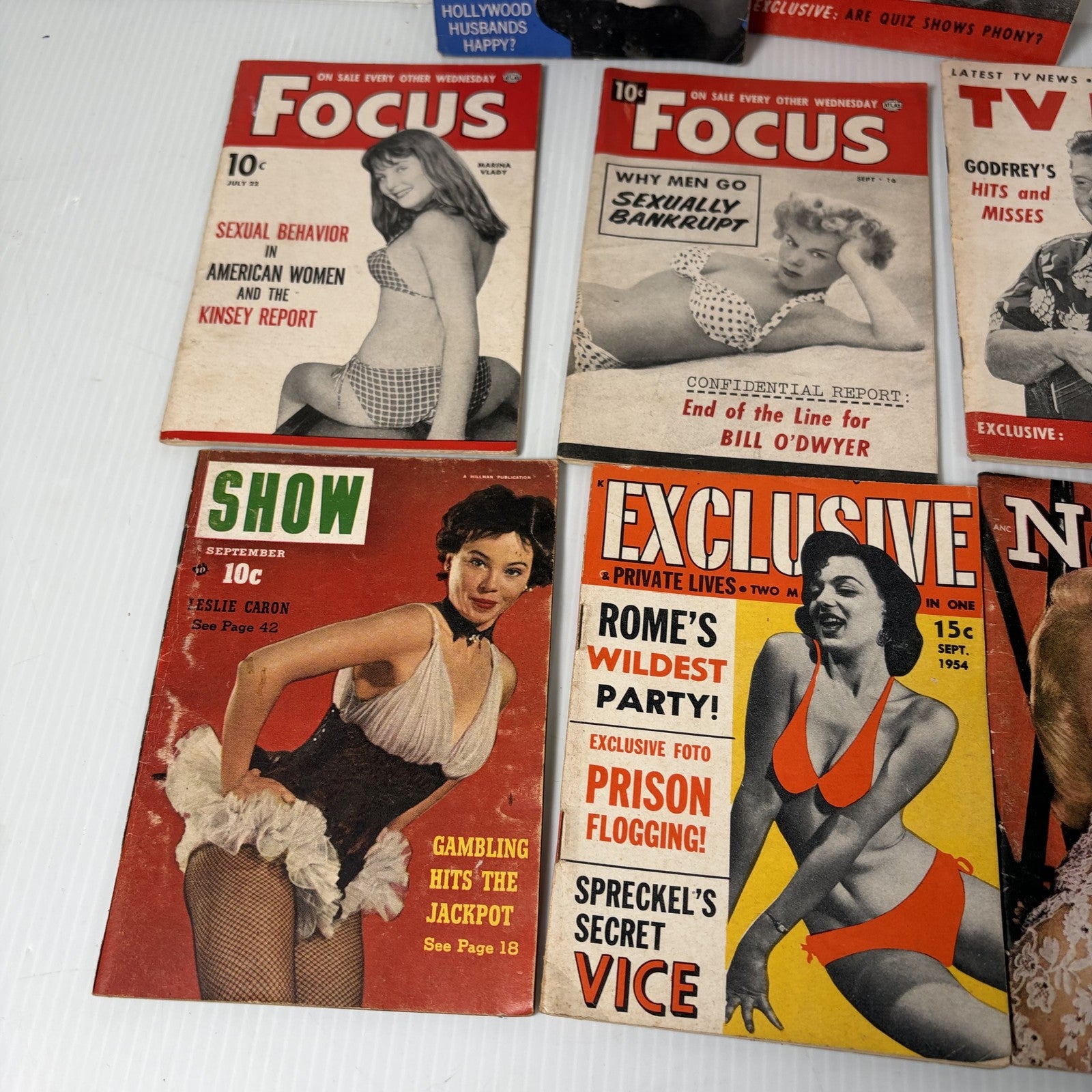 Vintage 1950s Magazine Lot Tempo TV Life Focus Show Exclusive News Pin-Up Bikini